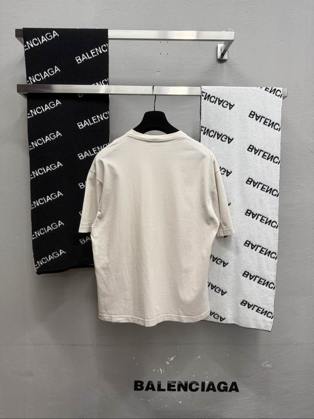 Balenciaga Balenciaga Logo Print T-Shirt Size M Size US M / EU 48-50 / 2 - 2 Thumbnail