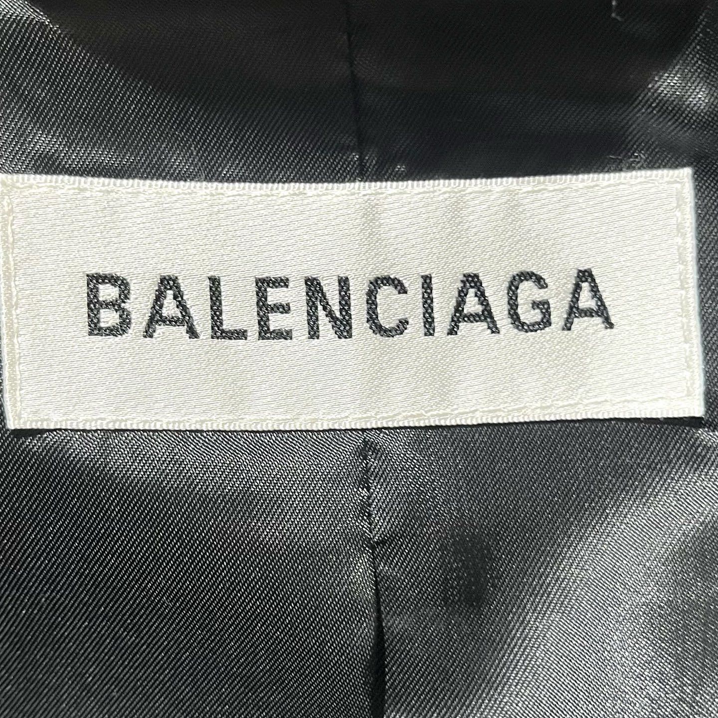 Balenciaga Balenciaga All Over Logo Cashmere Coat Size 32 Size XXS / US 00 / IT 34 - 3 Thumbnail