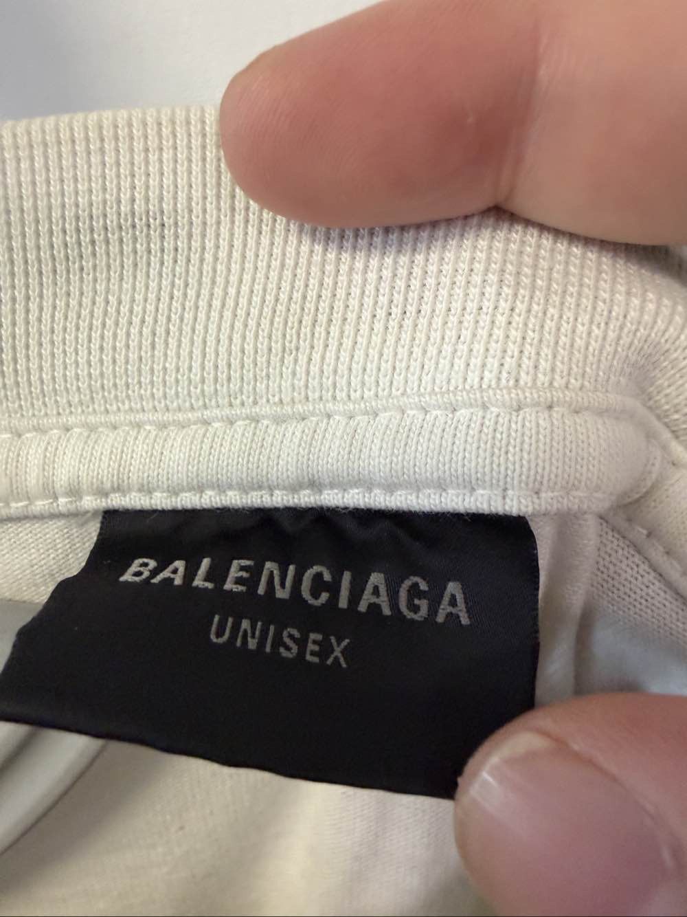 Balenciaga Balenciaga Heart Print T-Shirt Size S Size US S / EU 44-46 / 1 - 3 Thumbnail