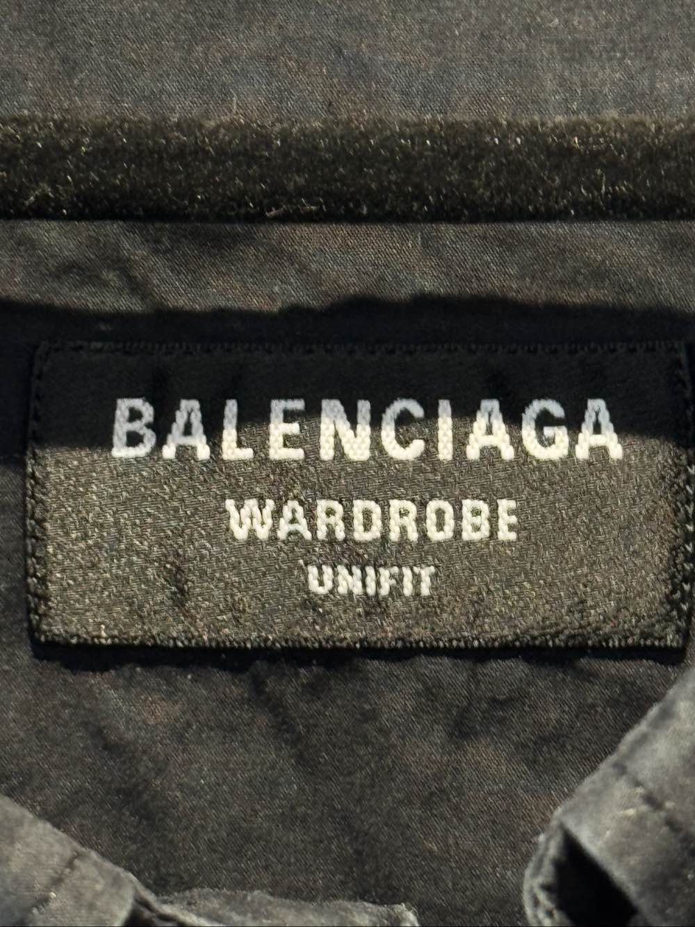 Balenciaga Balenciaga Paris Logo Graphic Shirt Size M Size US M / EU 48-50 / 2 - 3 Thumbnail