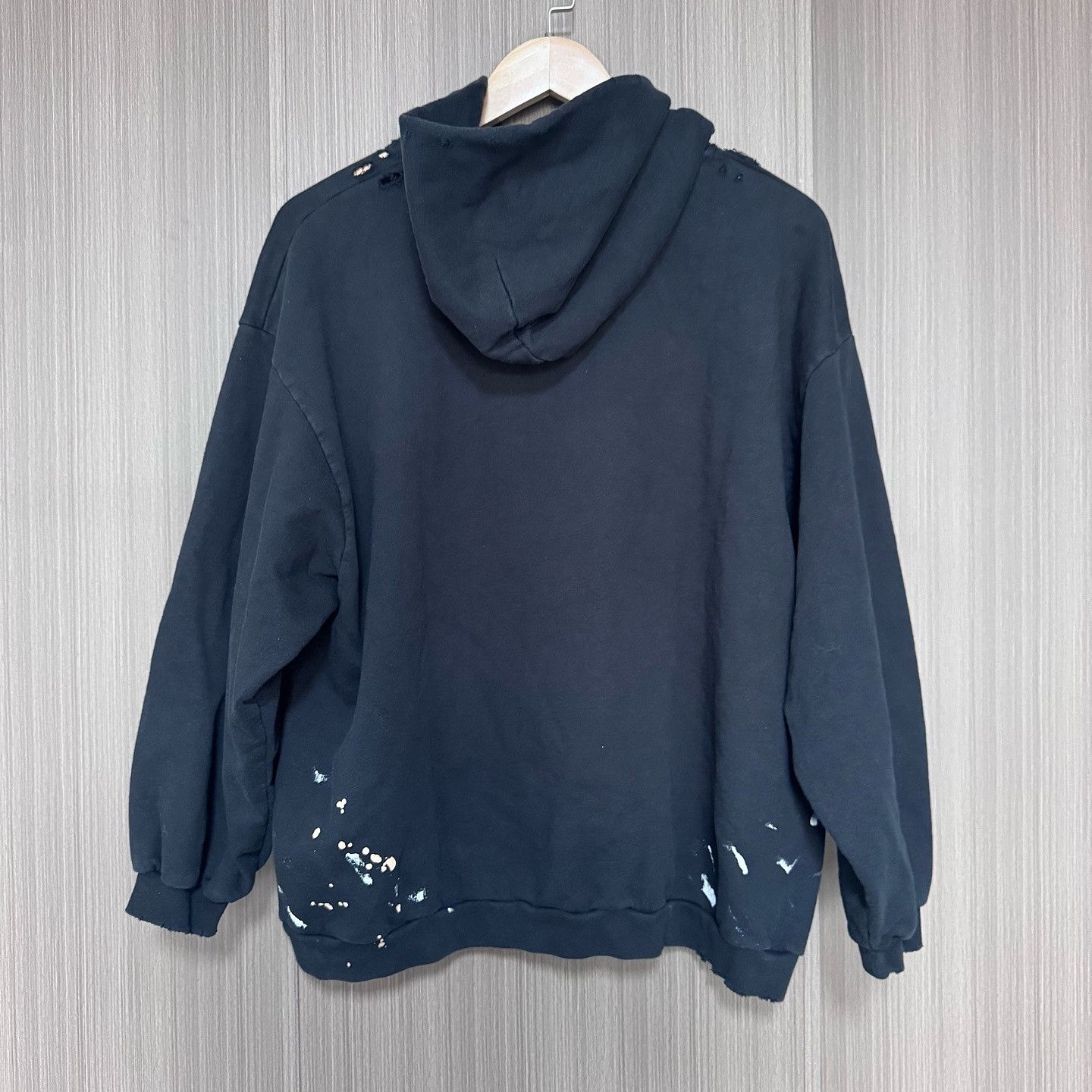 Balenciaga Balenciaga 90% Graphic Logo Hoodie Size L Size US L / EU 52-54 / 3 - 2 Thumbnail