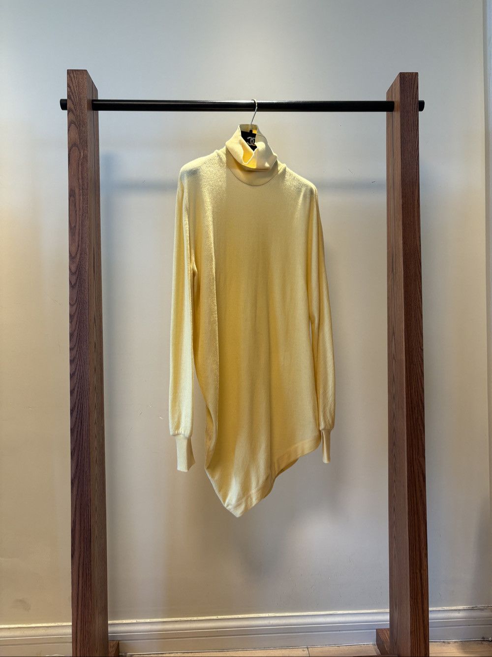 Balenciaga Balenciaga Yellow Turtleneck Sweater Size 40 Size M / US 6-8 / IT 42-44 - 15 Thumbnail