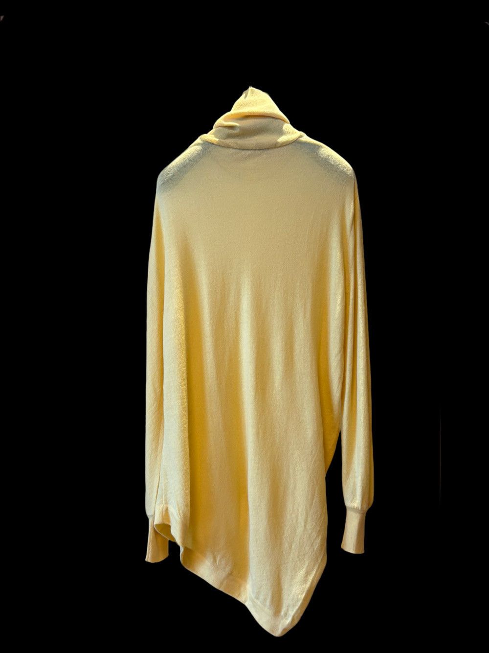 Balenciaga Balenciaga Yellow Turtleneck Sweater Size 40 Size M / US 6-8 / IT 42-44 - 2 Thumbnail