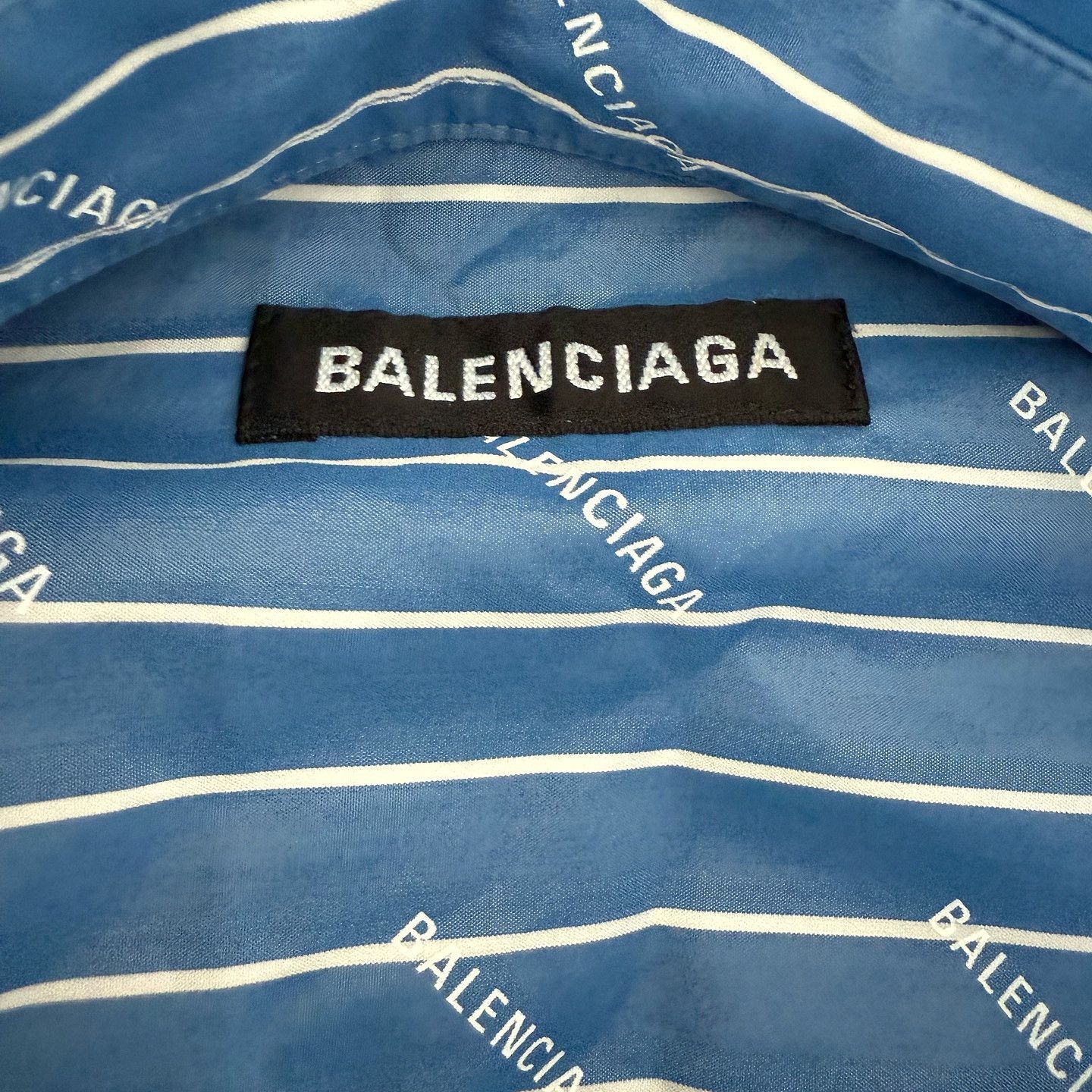 Balenciaga Balenciaga All Over Logo Striped Shirt Size S Size US S / EU 44-46 / 1 - 3 Thumbnail