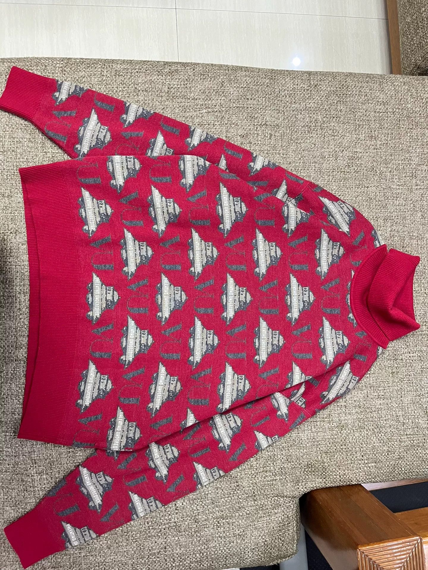 Undercover Undercover x Valentino Alien Series Printed Turtleneck Sweater Size US M / EU 48-50 / 2 - 2 Thumbnail