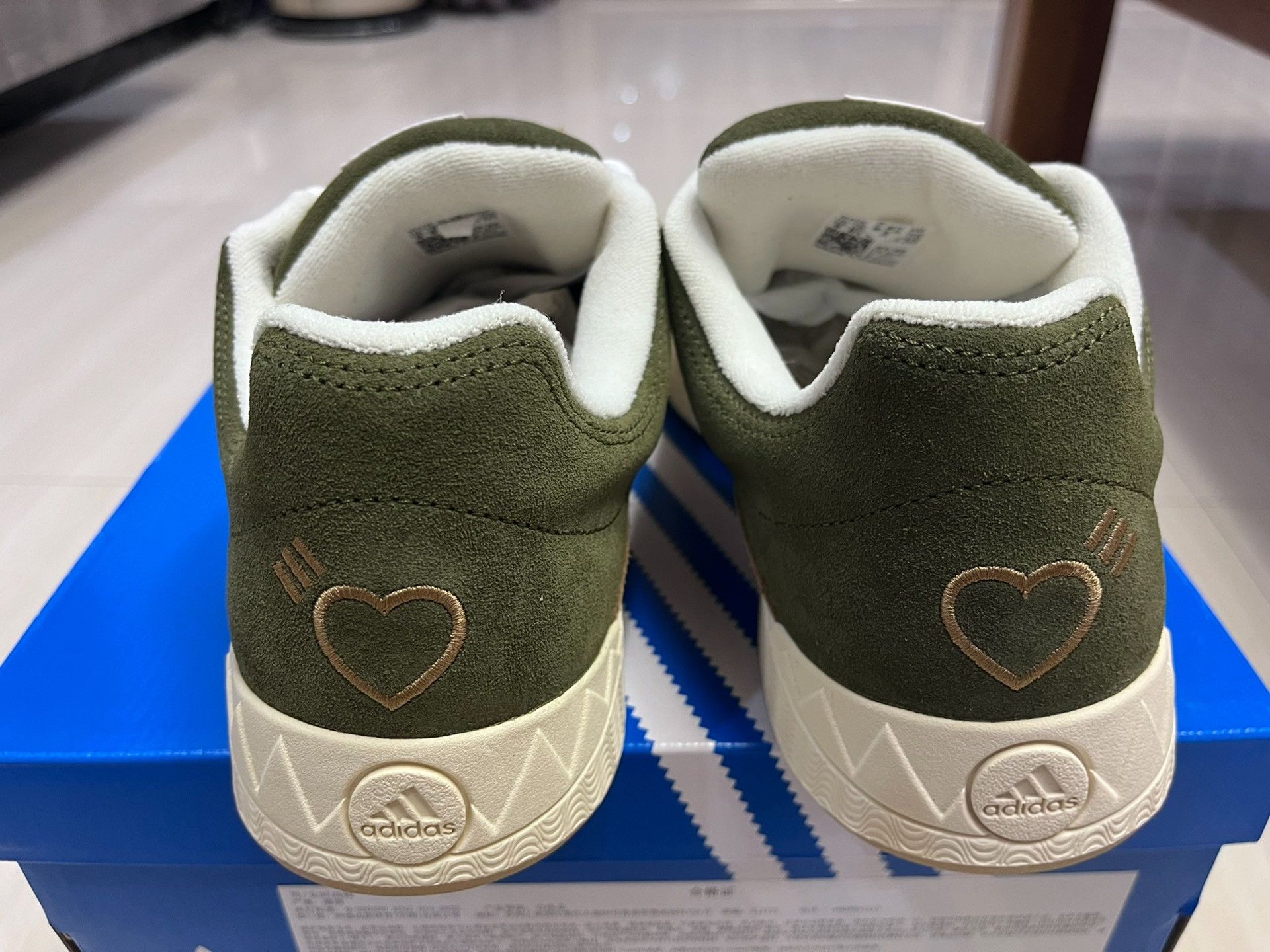 Human Made HUMAN MADE x adidas Adimatic Size US 9.5 / EU 42-43 - 8 Thumbnail