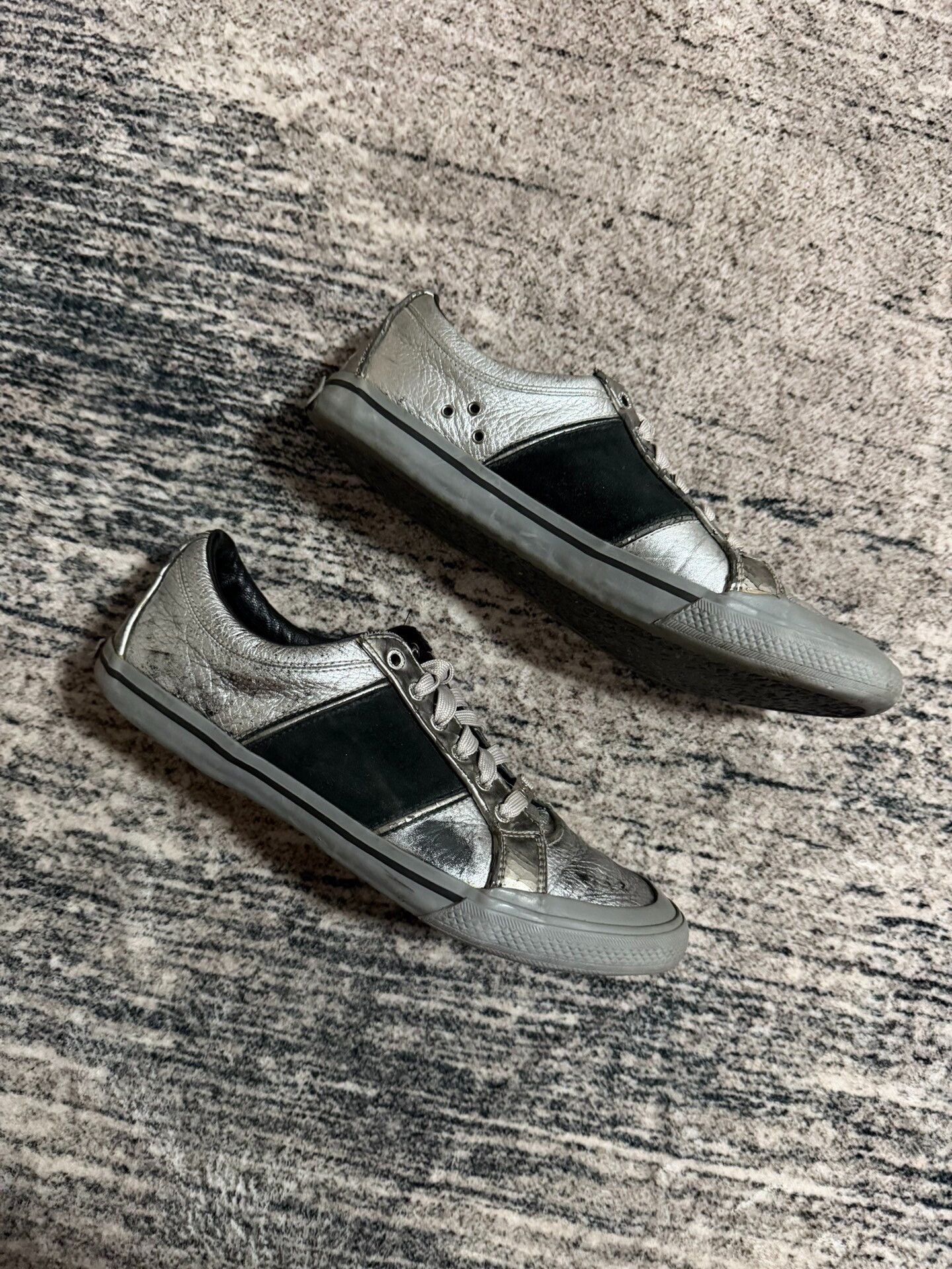 Vintage Vintage Dolce & Gabbana Silver Paneled Sneakers Size US 8 / EU 41 - 3 Thumbnail