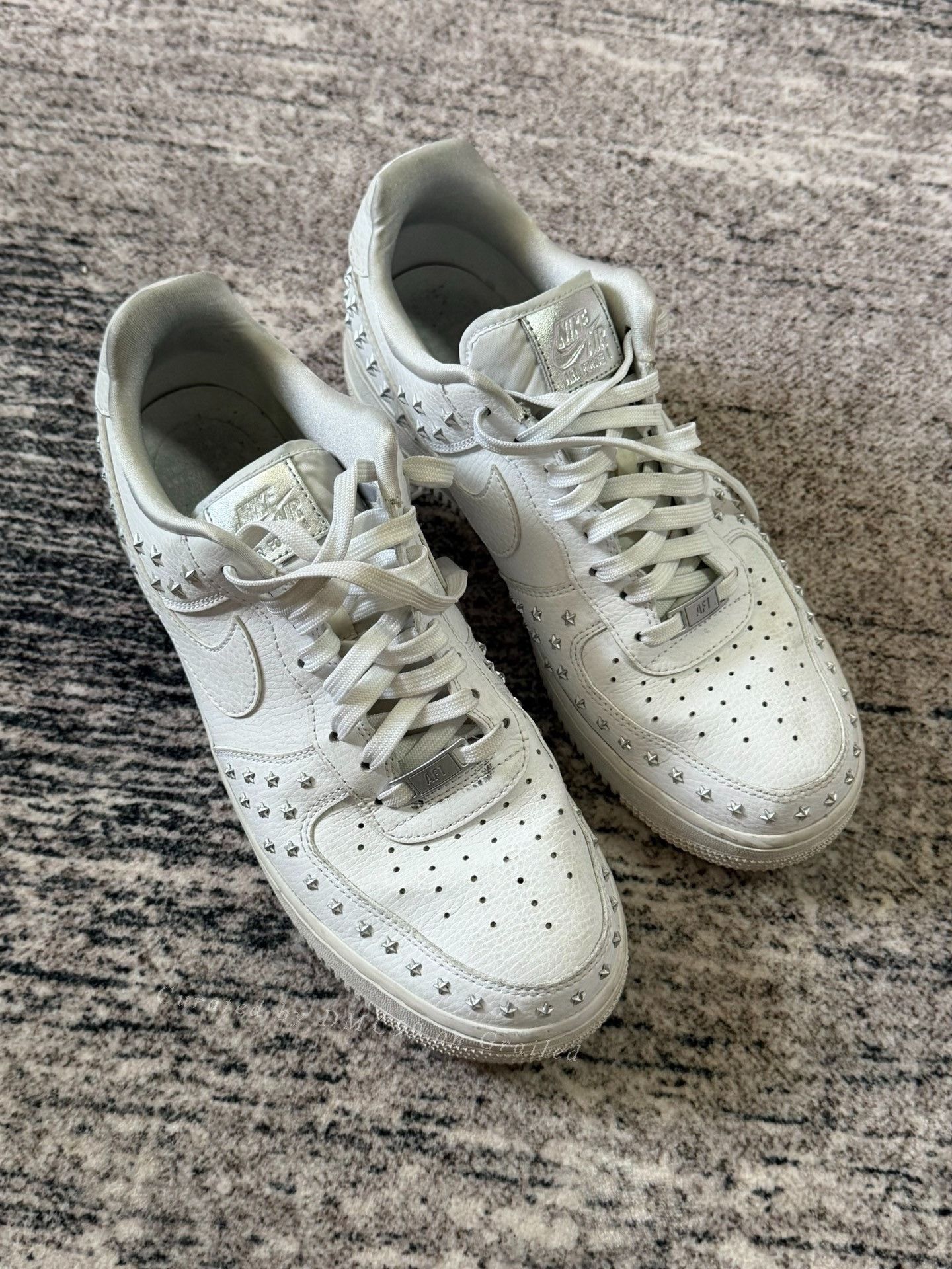 Nike Nike Air Force 1 Star Rivet Sneakers Size US 10 / EU 43 - 2 Thumbnail