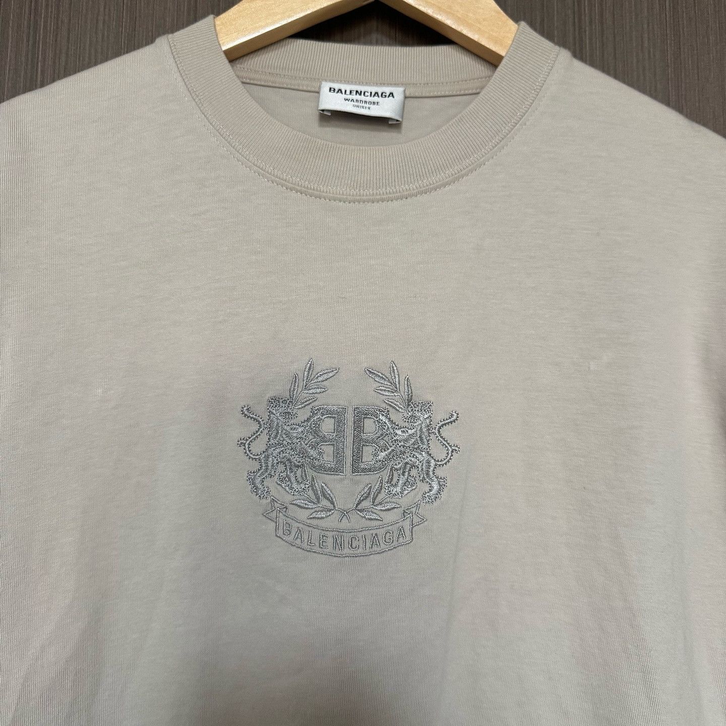 Balenciaga Balenciaga Embroidered Logo T-Shirt Size S Size US S / EU 44-46 / 1 - 5 Thumbnail