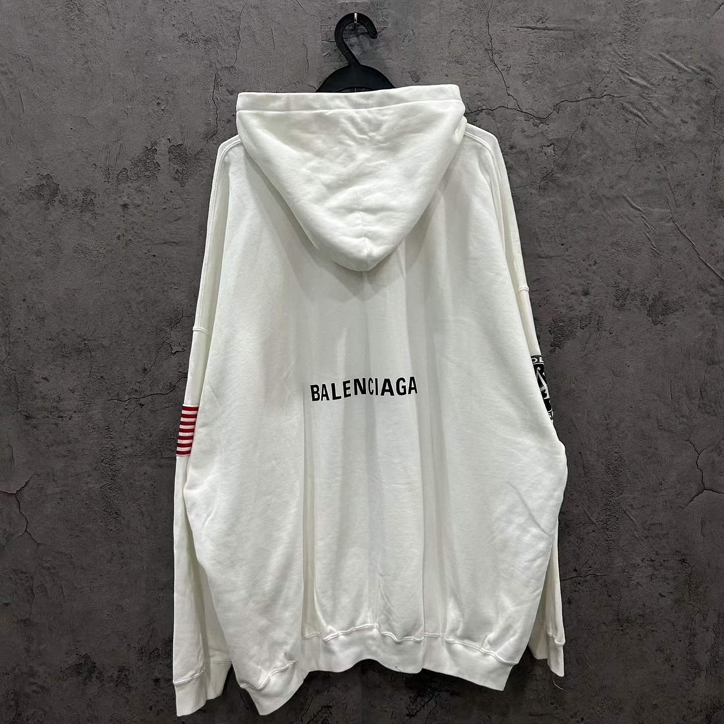 Balenciaga Balenciaga x NASA Logo Hoodie White Size S Size US S / EU 44-46 / 1 - 2 Thumbnail