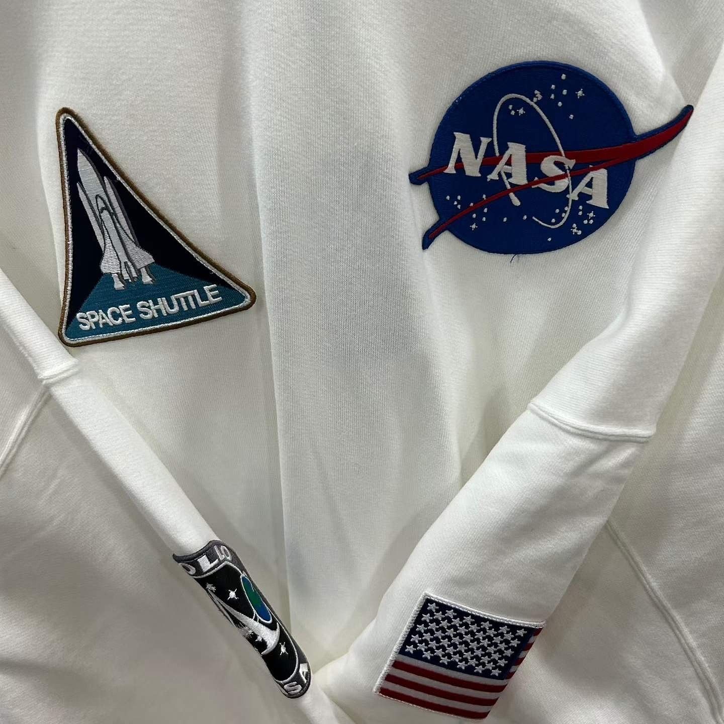 Balenciaga Balenciaga x NASA Logo Hoodie White Size S Size US S / EU 44-46 / 1 - 6 Thumbnail