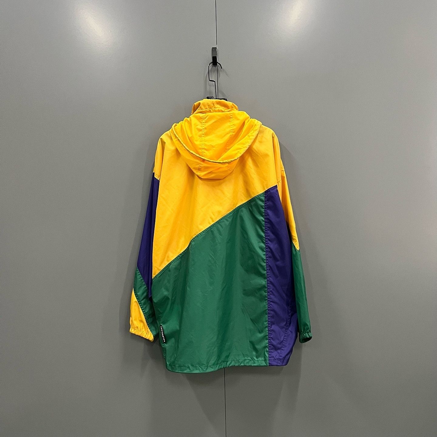 Balenciaga Balenciaga Colorblock Pullover Jacket Size S Size US S / EU 44-46 / 1 - 2 Thumbnail