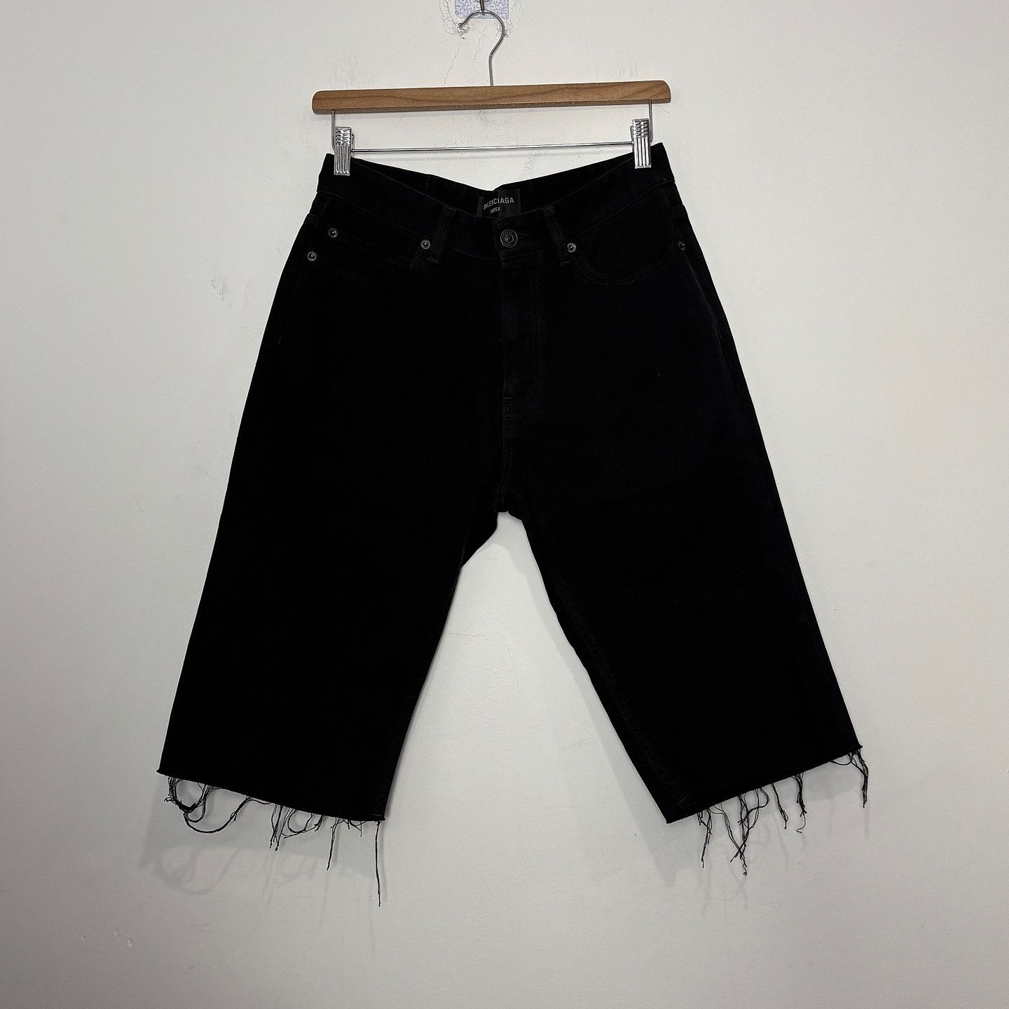 Balenciaga Balenciaga Black Raw Hem Denim Shorts Size M Size US 32 / EU 48 - 3 Thumbnail