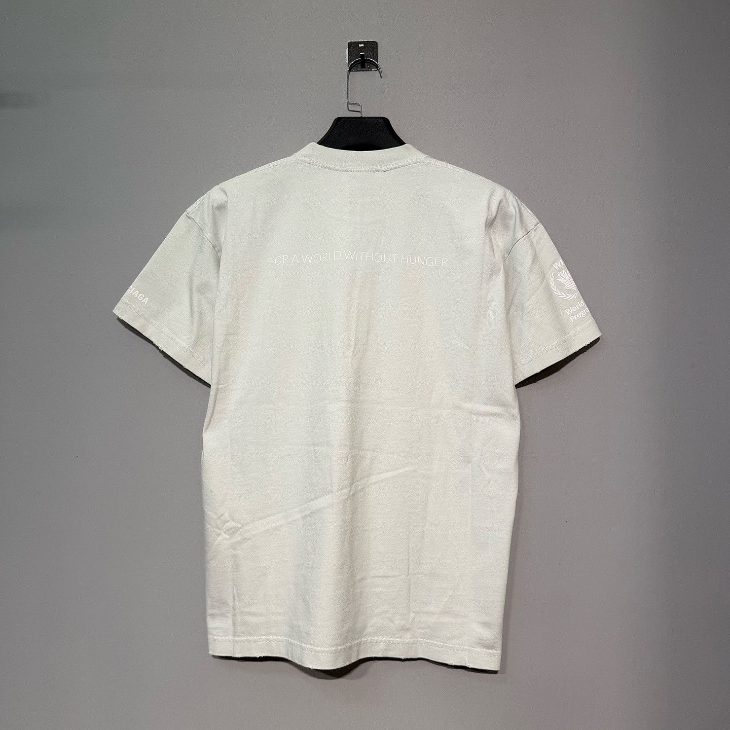 Balenciaga Balenciaga WFP Logo T-Shirt Size M Size US M / EU 48-50 / 2 - 2 Thumbnail