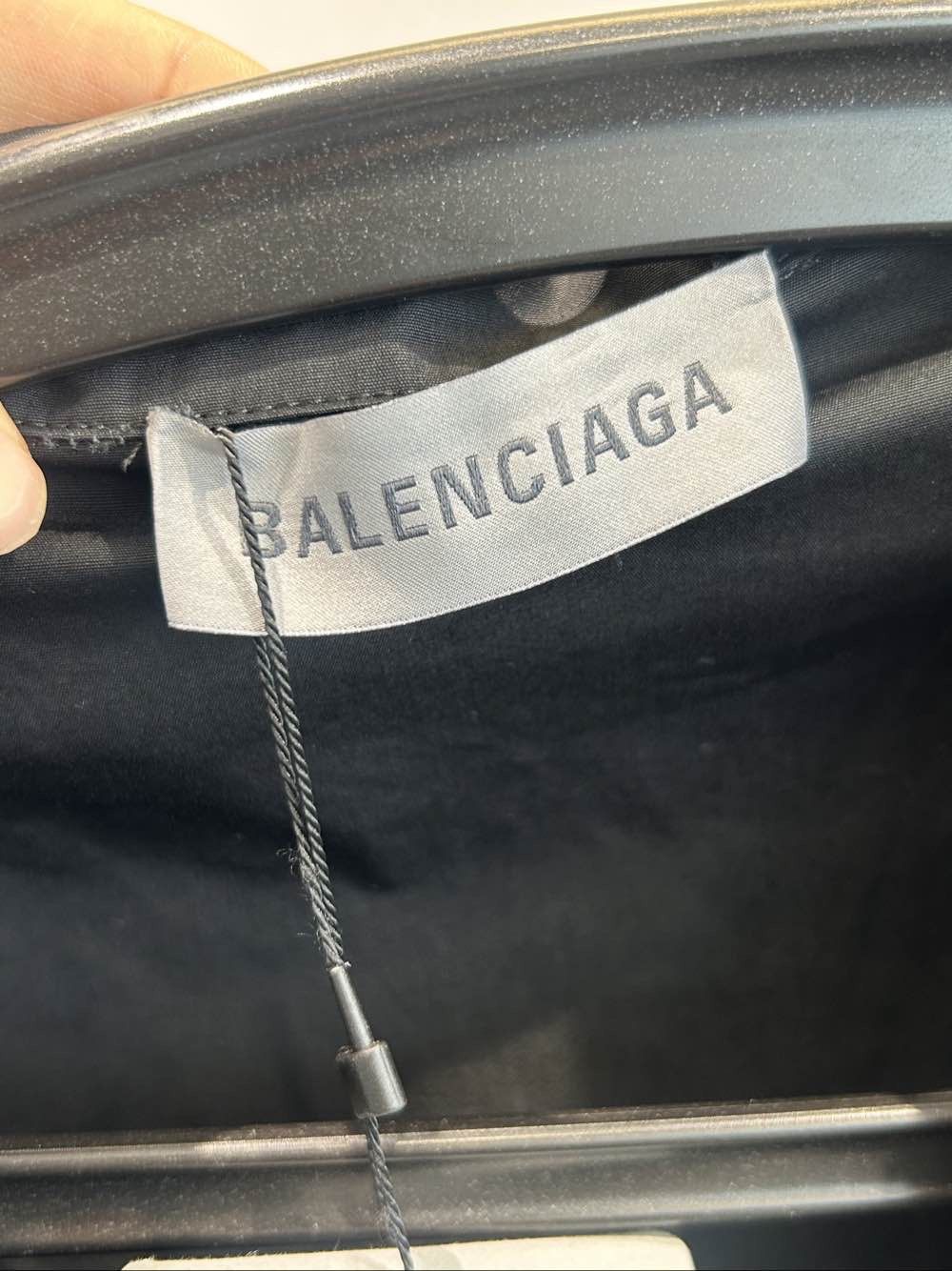 Balenciaga Balenciaga Graffiti Logo Short Sleeve Shirt Size M Size US M / EU 48-50 / 2 - 3 Thumbnail