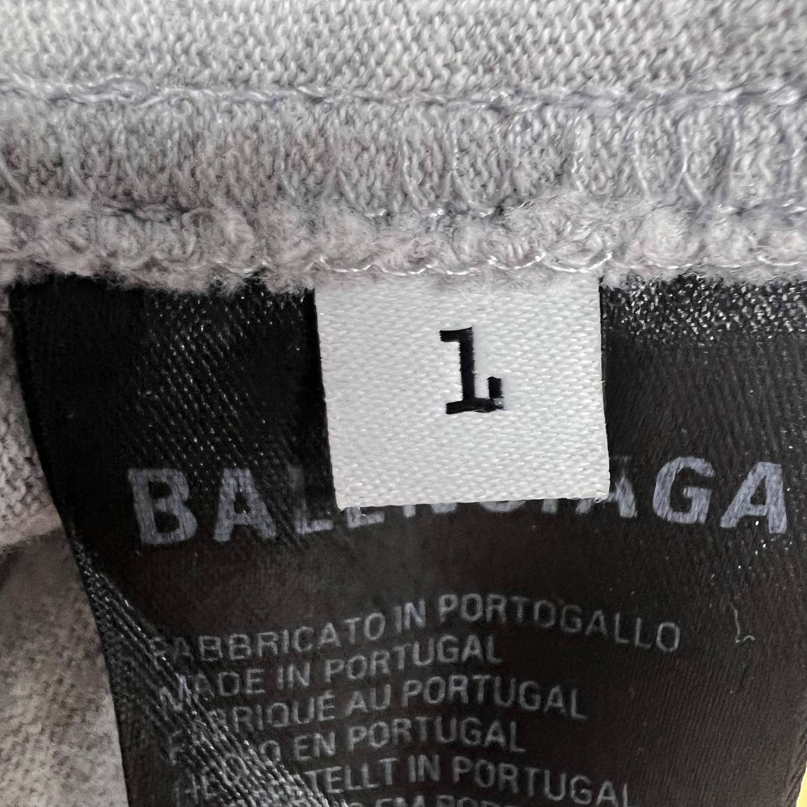 Balenciaga Balenciaga Be Kind Logo T-Shirt Size L Size US L / EU 52-54 / 3 - 5 Thumbnail