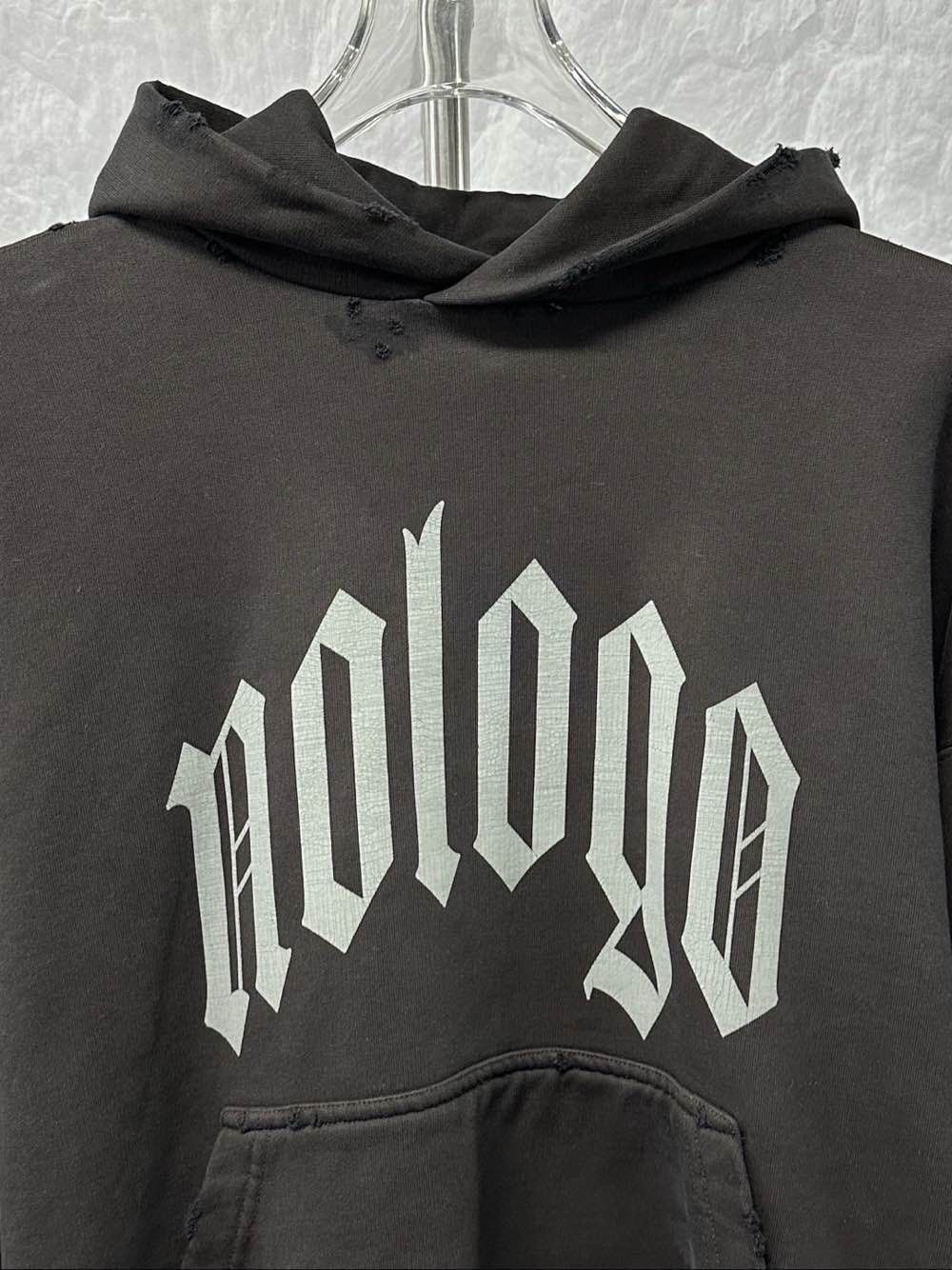 Balenciaga Balenciaga Logo Print Hoodie Size S Size US S / EU 44-46 / 1 - 8 Thumbnail