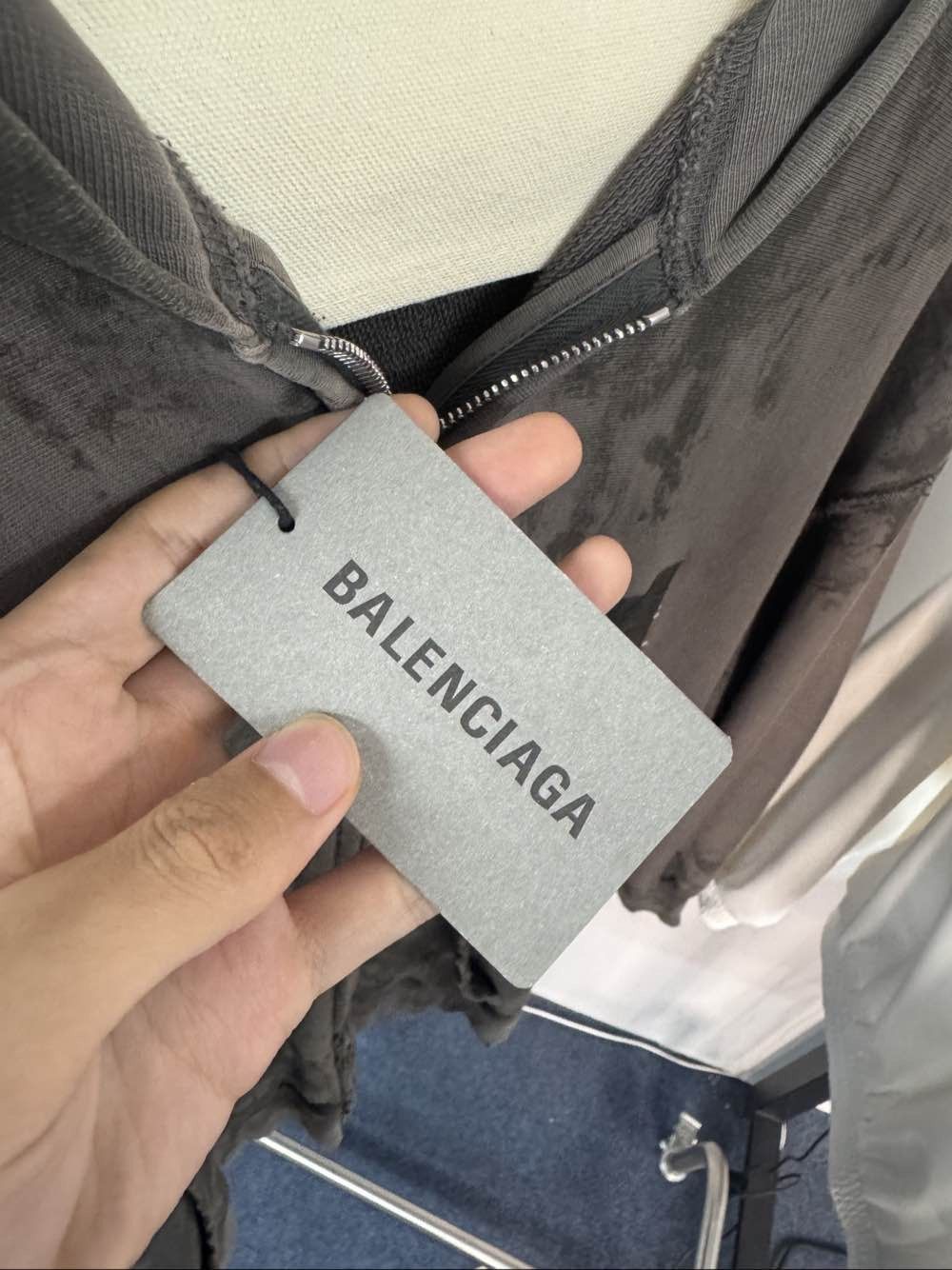 Balenciaga Balenciaga Tie Dye Logo Patch Hoodie Size M Size US M / EU 48-50 / 2 - 5 Thumbnail
