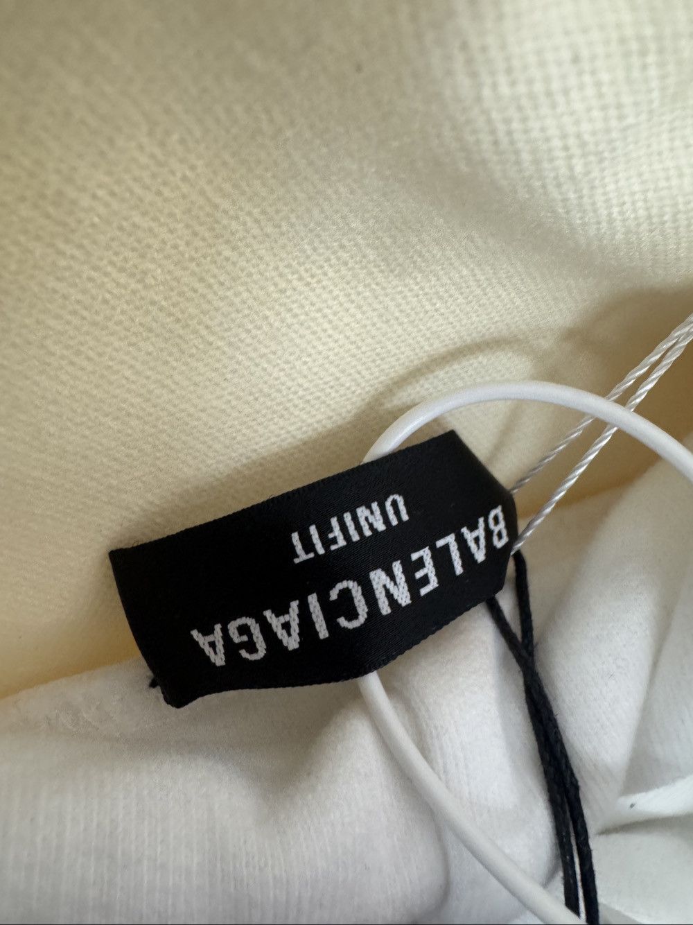 Balenciaga Balenciaga Pride Rainbow Logo Hoodie Size XXS Size US XXS / EU 40 - 3 Thumbnail