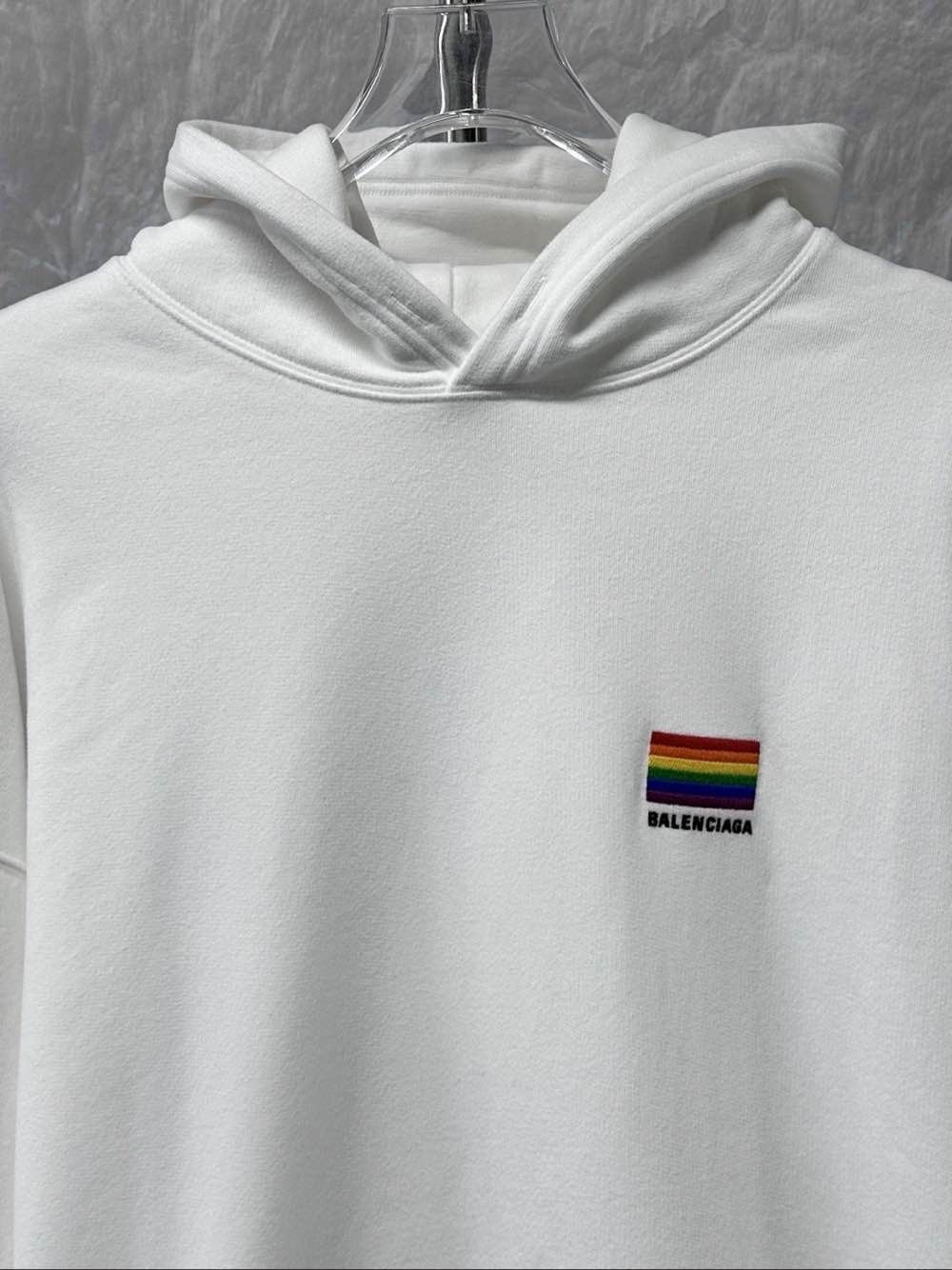 Balenciaga Balenciaga Pride Rainbow Logo Hoodie Size XXS Size US XXS / EU 40 - 8 Thumbnail