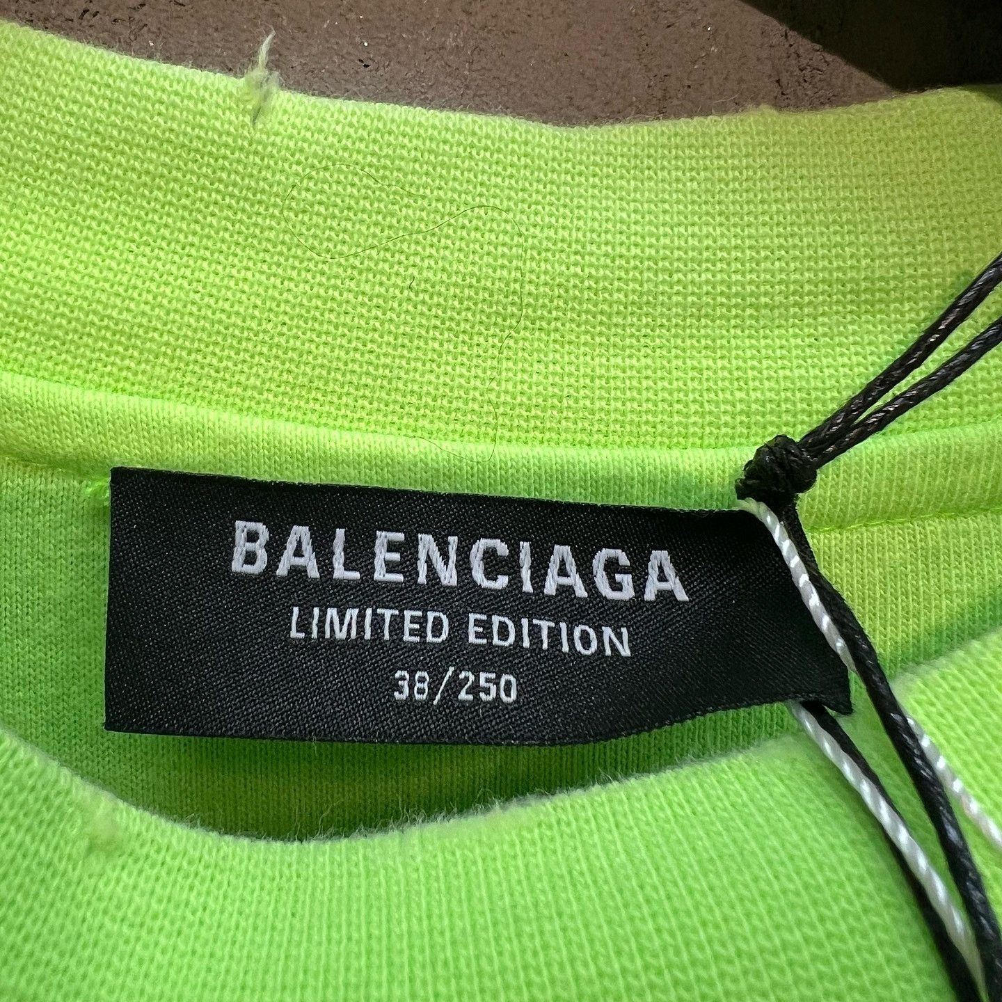 Balenciaga Balenciaga Acid Arab Long Sleeve T-Shirt Size L Size US L / EU 52-54 / 3 - 3 Thumbnail