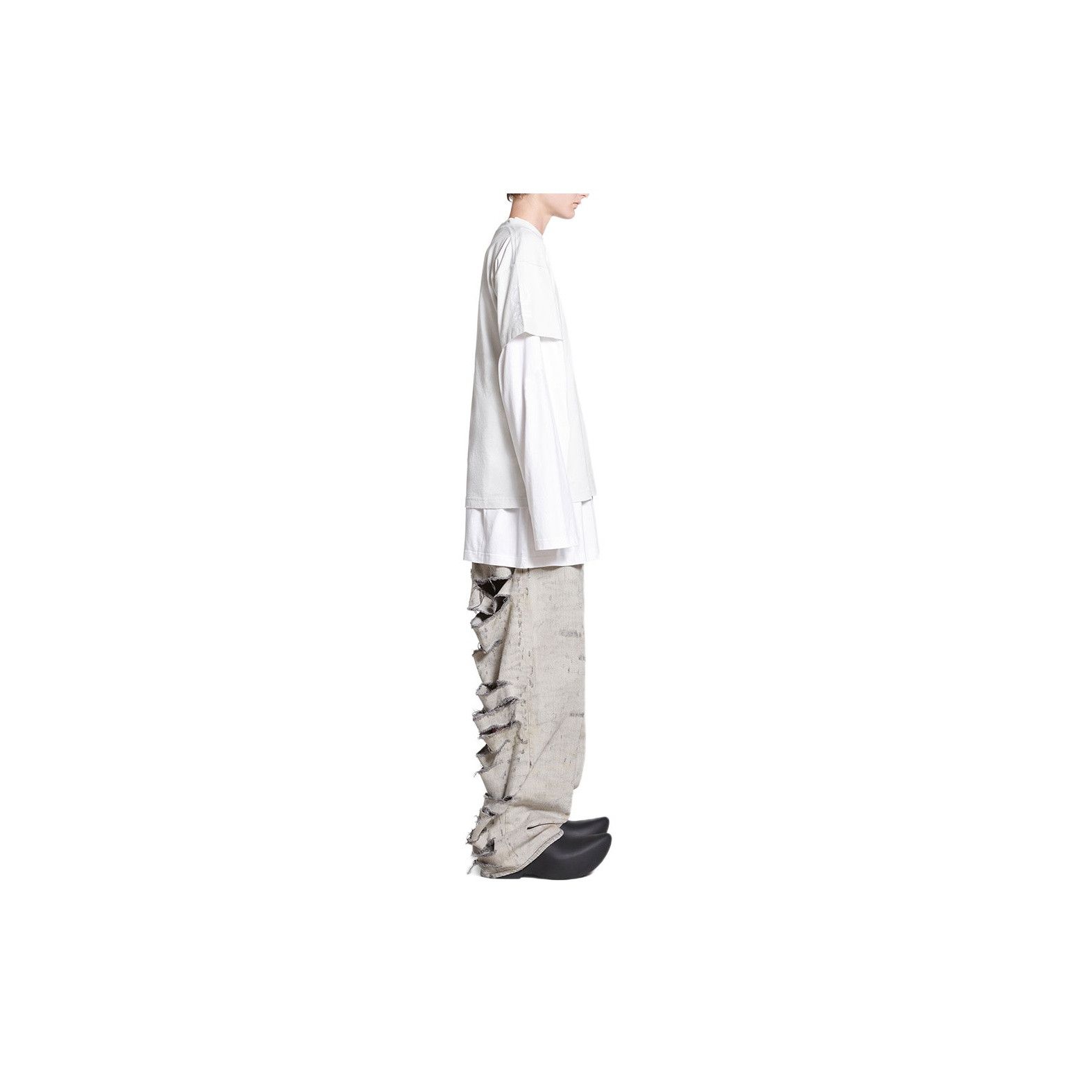 Balenciaga Balenciaga WFP Graphic Logo T-Shirt Size L Size US L / EU 52-54 / 3 - 12 Thumbnail