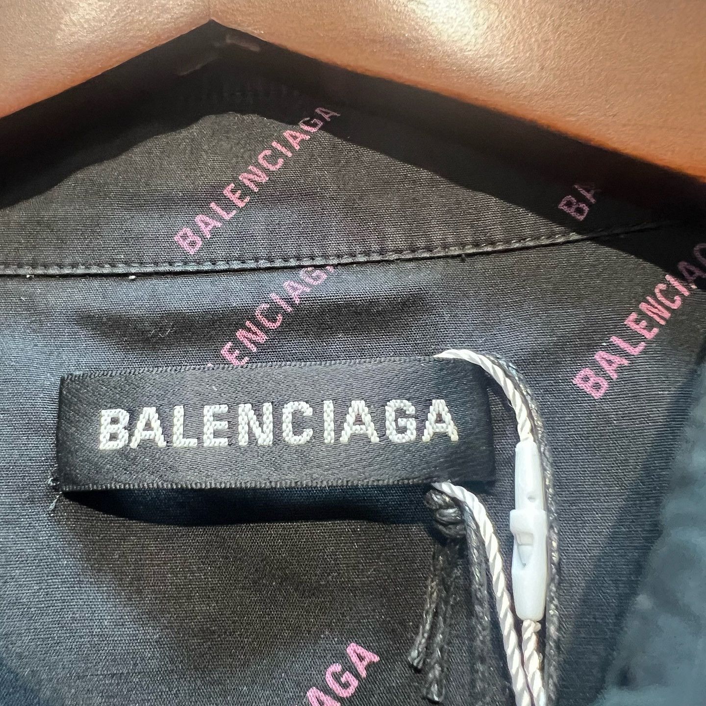 Balenciaga Balenciaga All Over Logo Short Sleeve Shirt Size M Size US M / EU 48-50 / 2 - 3 Thumbnail