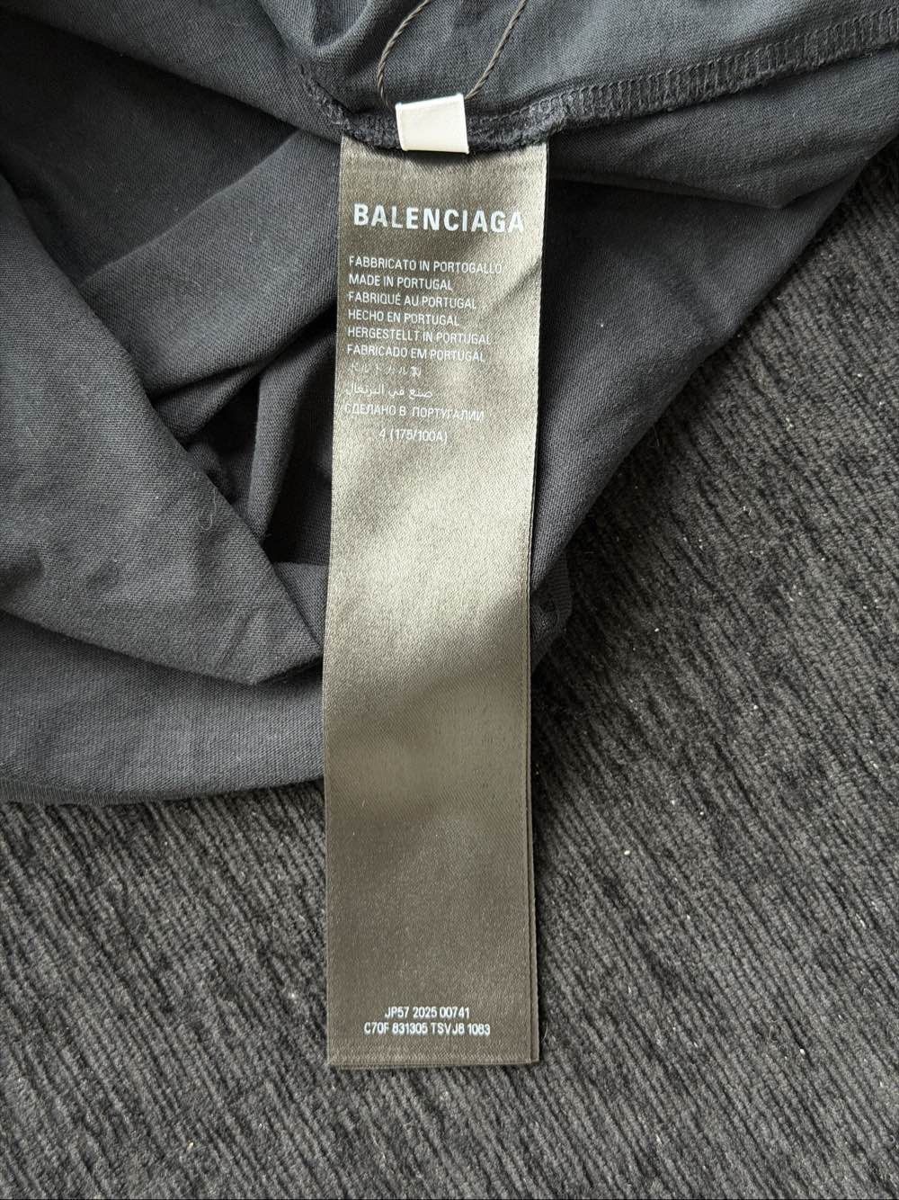 Balenciaga Balenciaga Kim Kardashian Graphic T-Shirt XL Size US XL / EU 56 / 4 - 4 Thumbnail