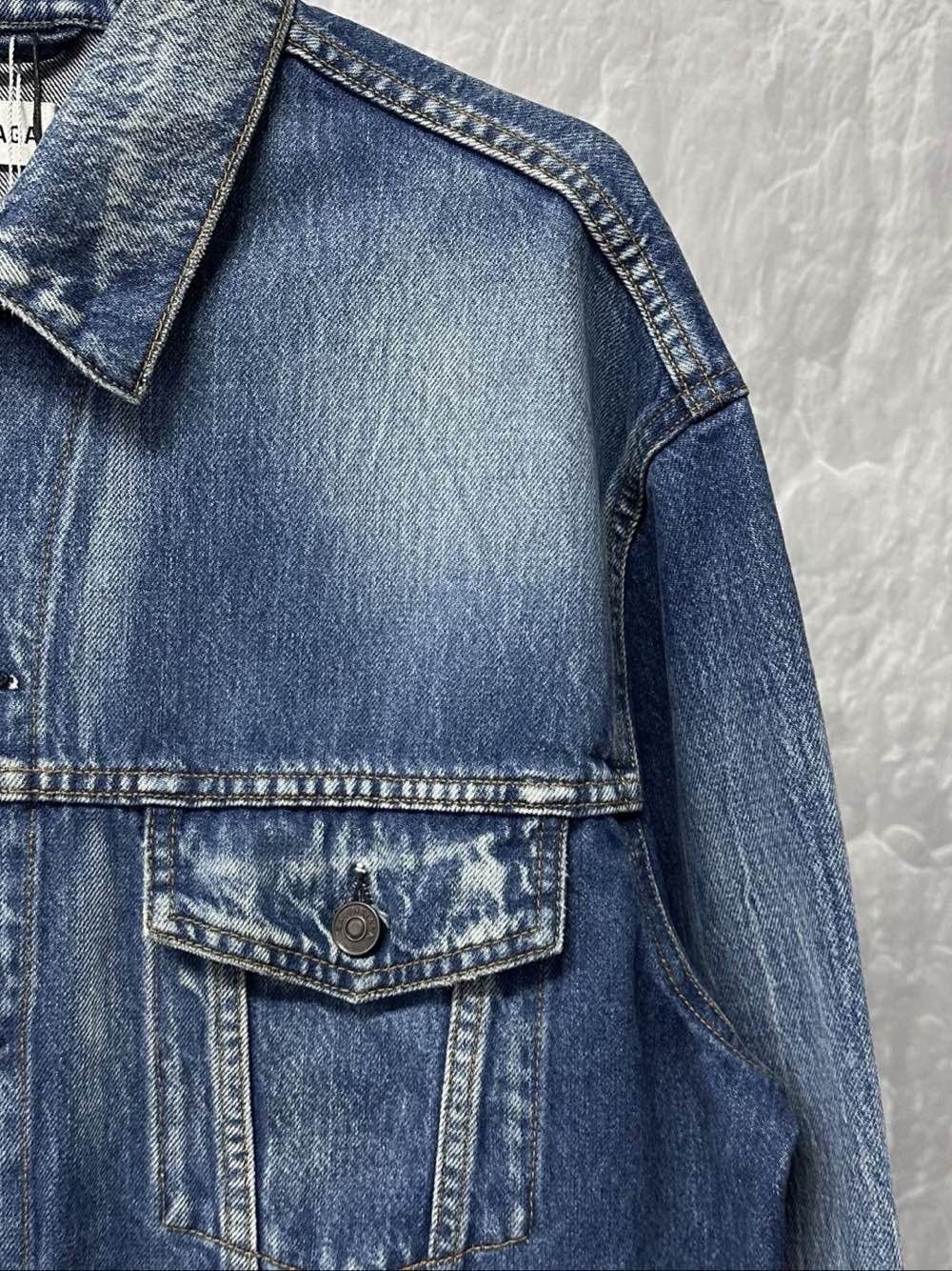 Balenciaga Balenciaga Logo Denim Jacket Size 36 Size US S / EU 44-46 / 1 - 6 Thumbnail