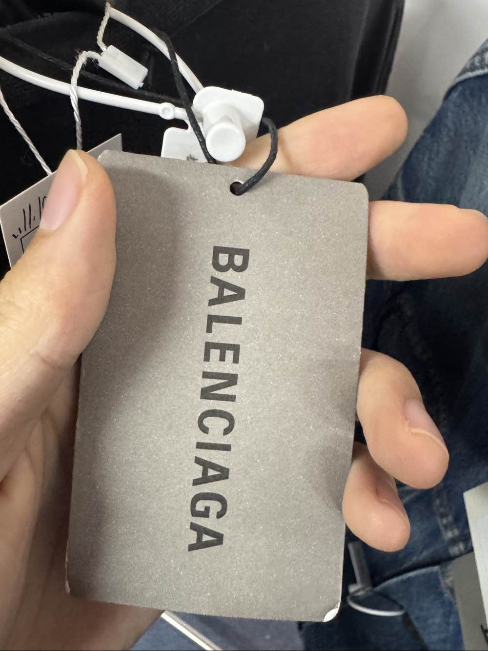 Balenciaga Balenciaga BB Icon Long Sleeve T-Shirt Size S Size US S / EU 44-46 / 1 - 5 Thumbnail