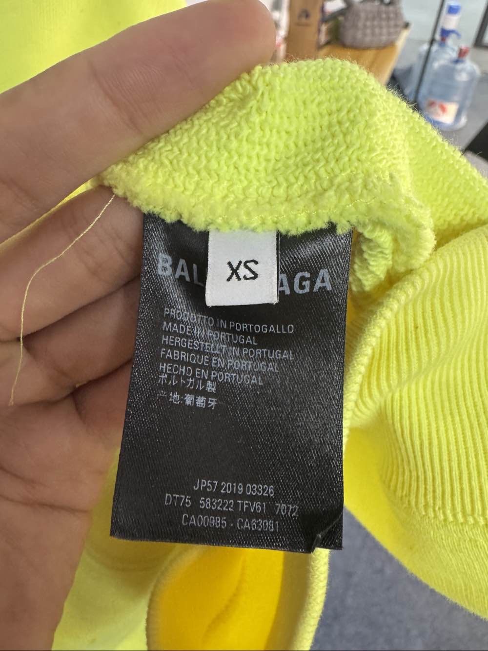 Balenciaga Balenciaga BB Logo Hoodie Yellow XS Size XS / US 0-2 / IT 36-38 - 4 Thumbnail