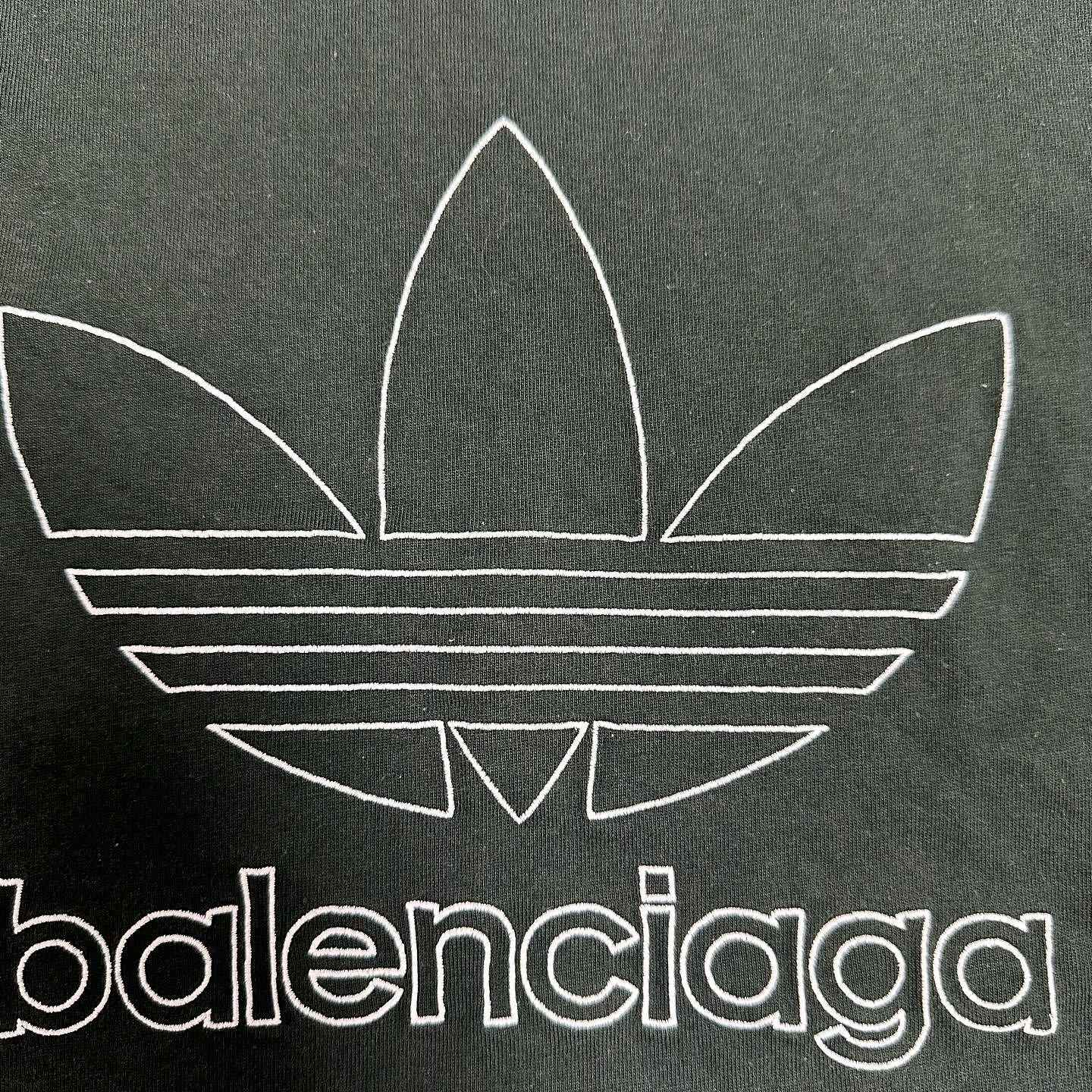 Balenciaga Balenciaga x Adidas Logo T-Shirt Size M Size US M / EU 48-50 / 2 - 6 Thumbnail