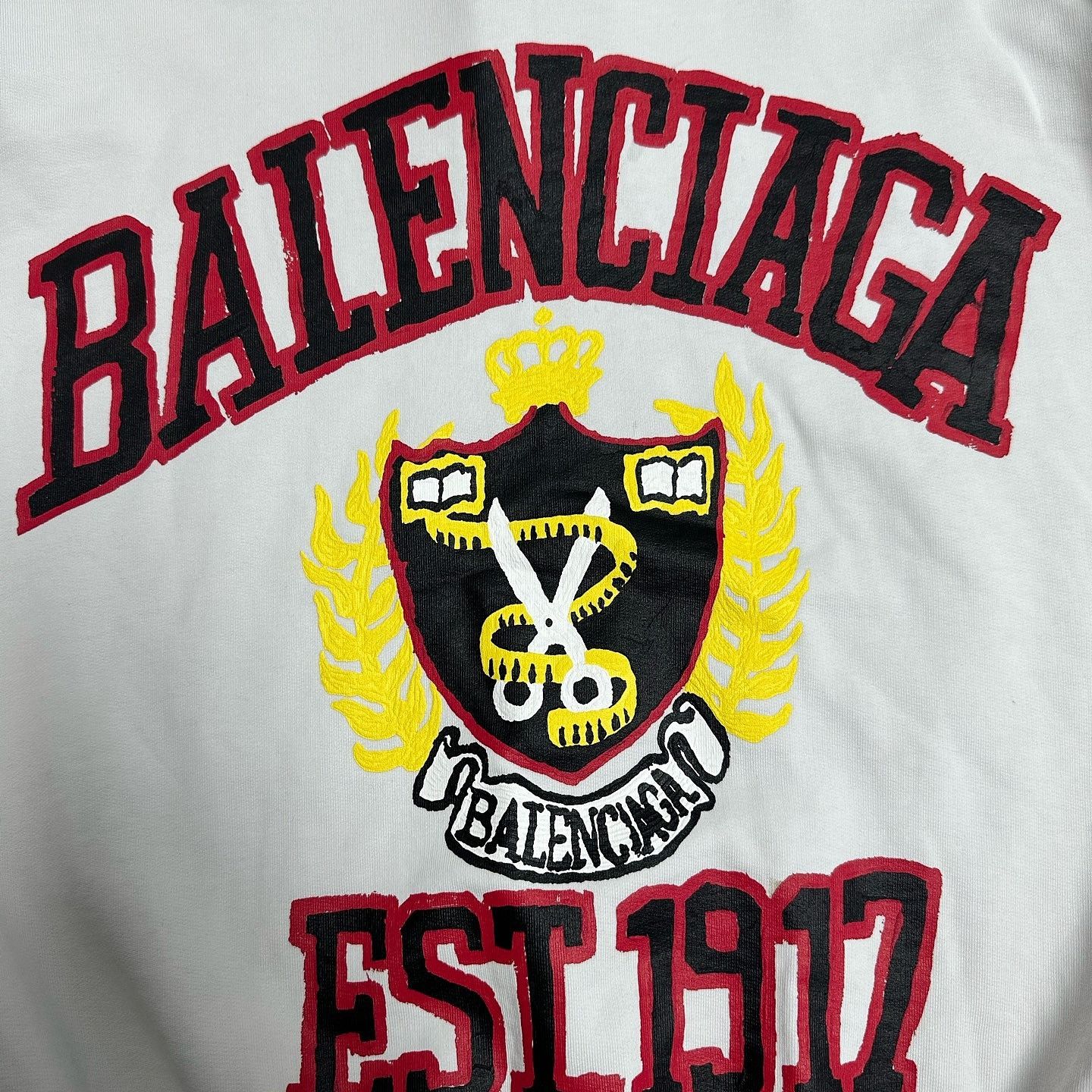 Balenciaga Balenciaga Logo Crest Sweatshirt Size S Size S / US 4 / IT 40 - 6 Thumbnail