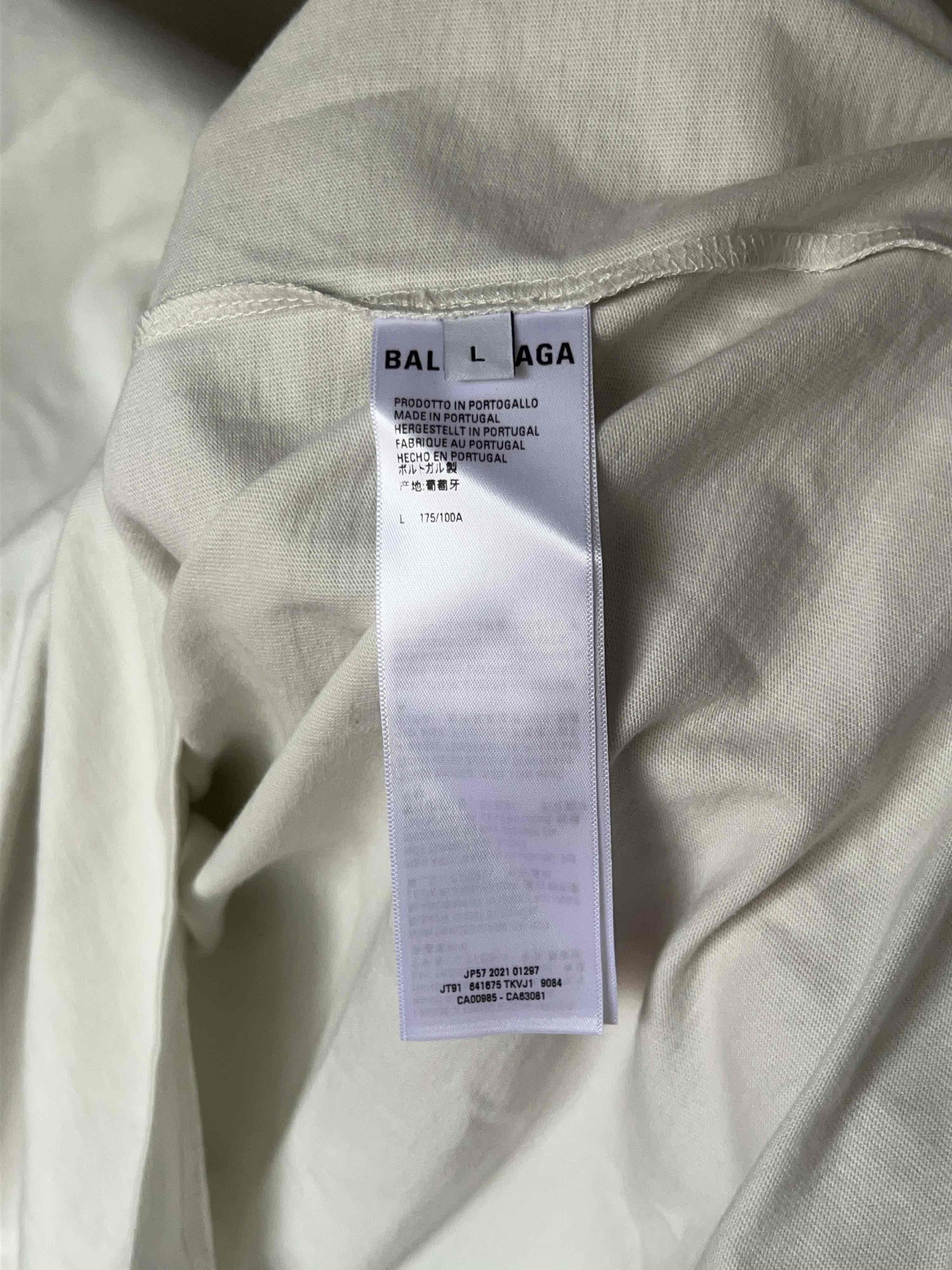Balenciaga Balenciaga Political Campaign T-Shirt White Size L Size US L / EU 52-54 / 3 - 4 Thumbnail