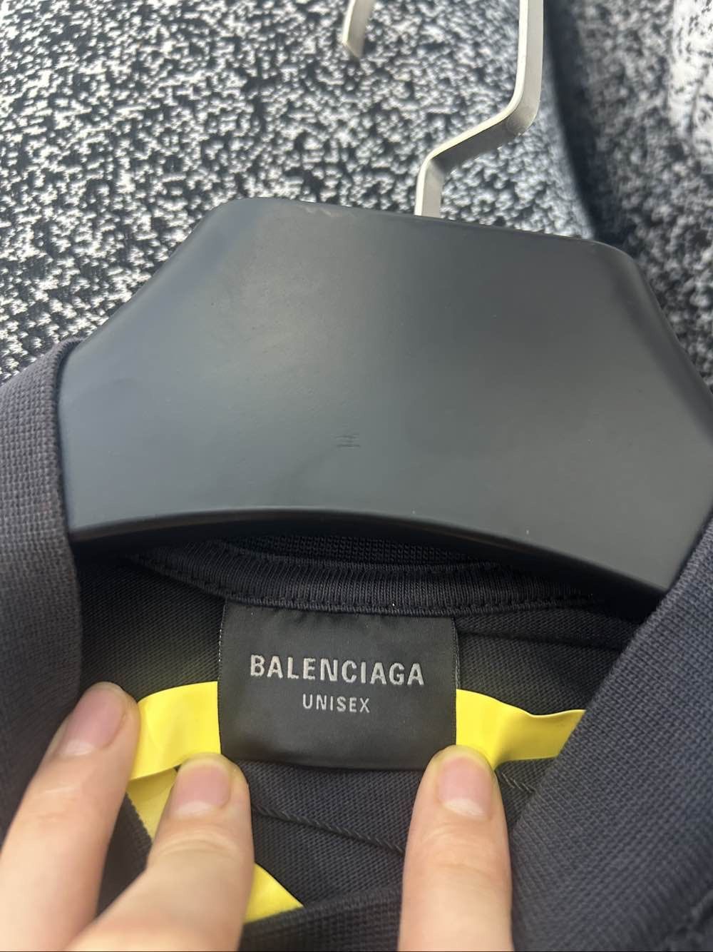 Balenciaga Balenciaga Be Kind Logo T-Shirt Size S Size US S / EU 44-46 / 1 - 3 Thumbnail