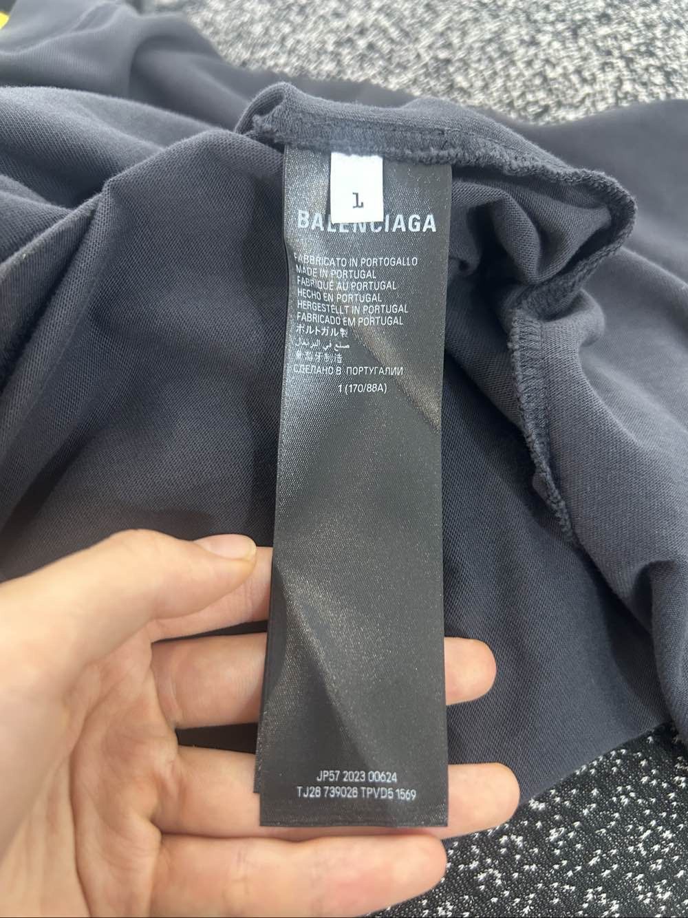 Balenciaga Balenciaga Be Kind Logo T-Shirt Size S Size US S / EU 44-46 / 1 - 4 Thumbnail