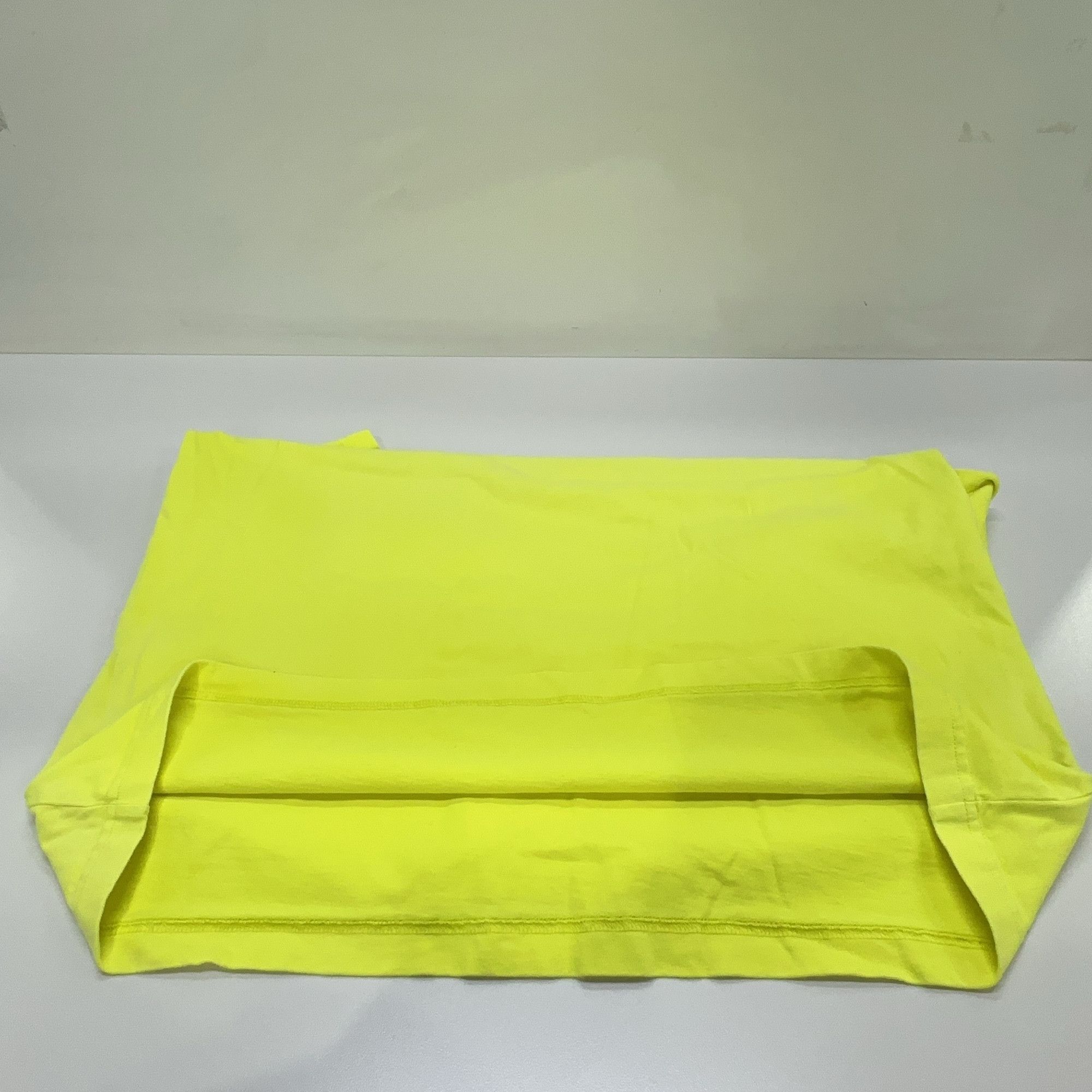 Balenciaga Balenciaga Yellow Crew T-Shirt Size S Size S / US 4 / IT 40 - 11 Thumbnail