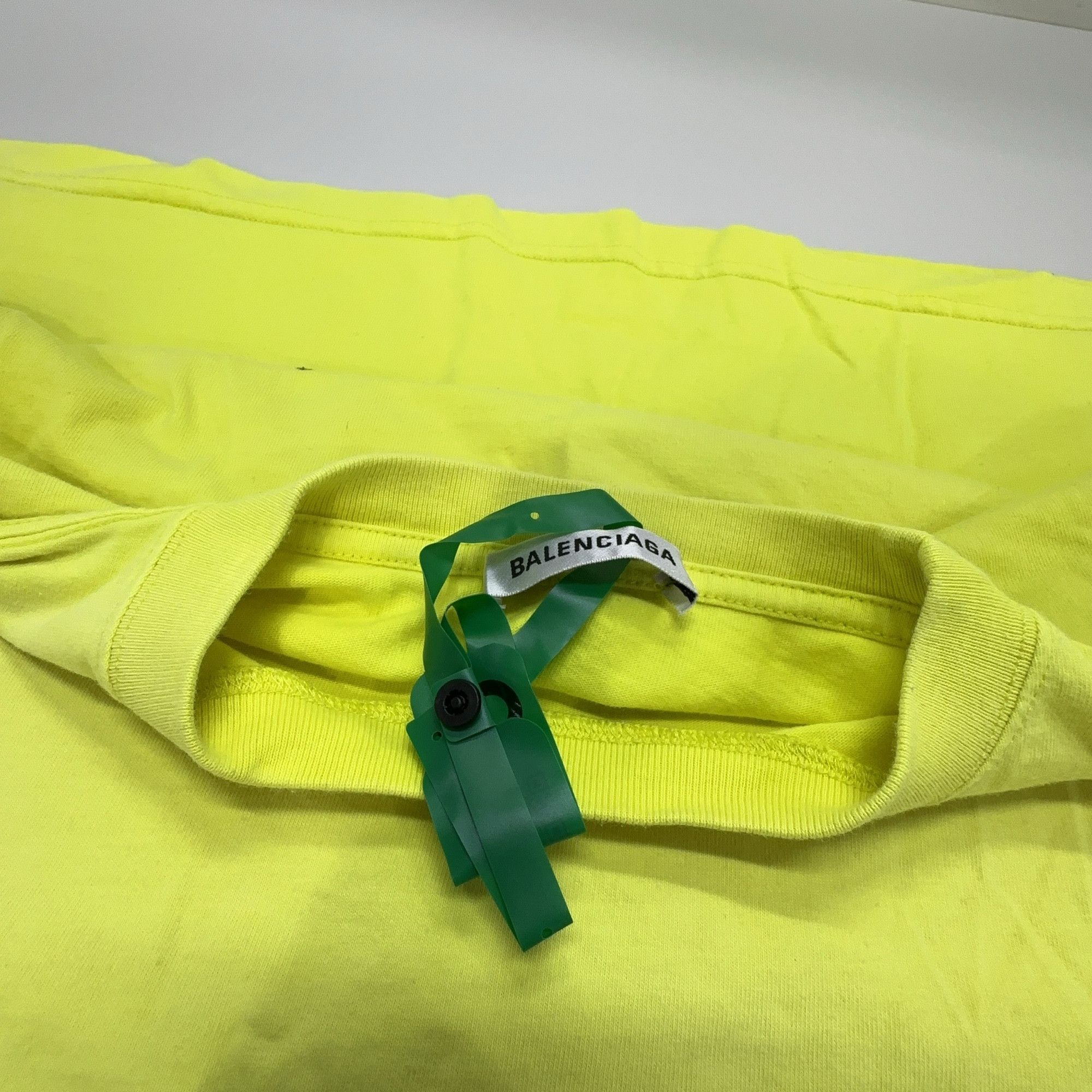 Balenciaga Balenciaga Yellow Crew T-Shirt Size S Size S / US 4 / IT 40 - 6 Thumbnail