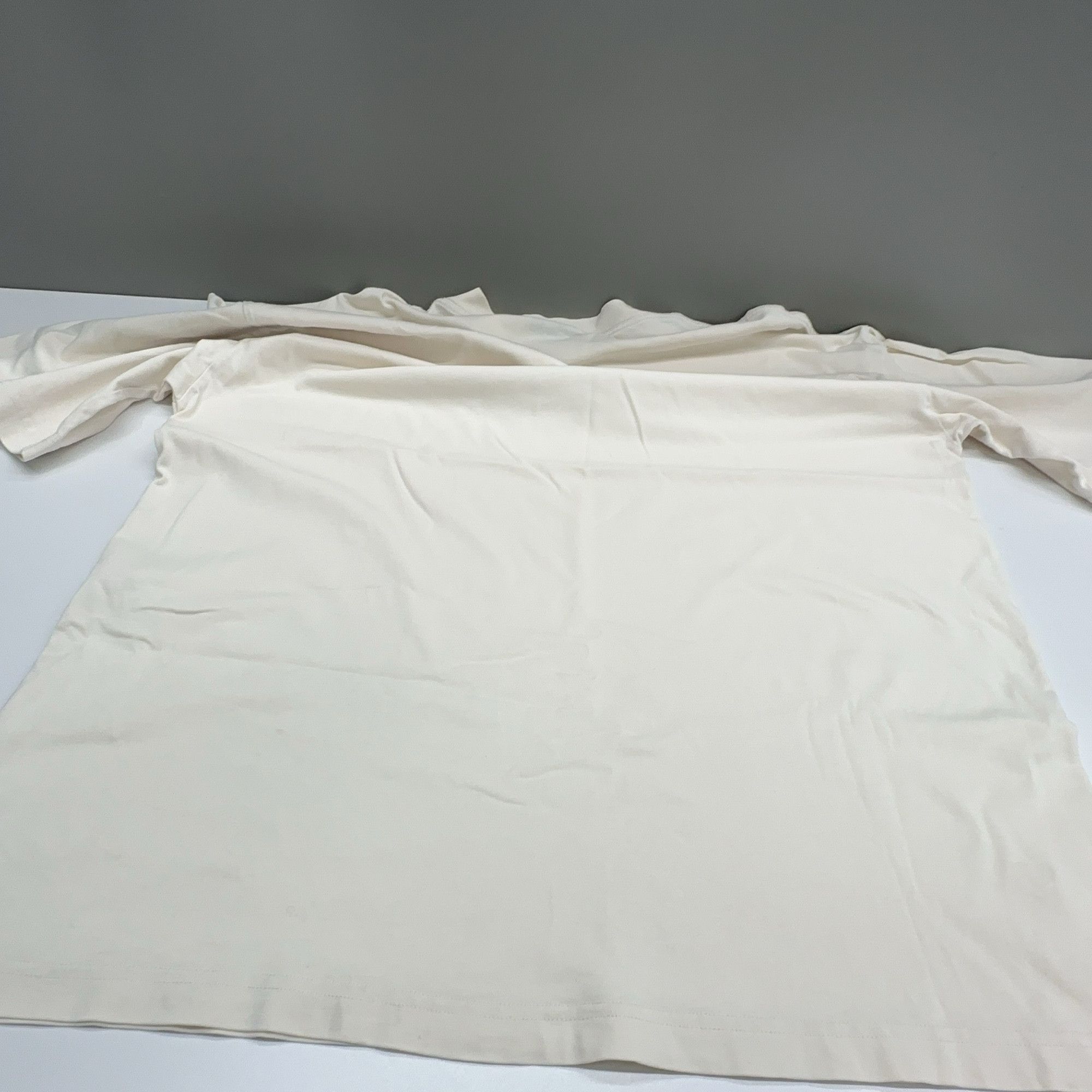 Balenciaga Balenciaga Wave Logo T-Shirt Size L Size US L / EU 52-54 / 3 - 11 Thumbnail