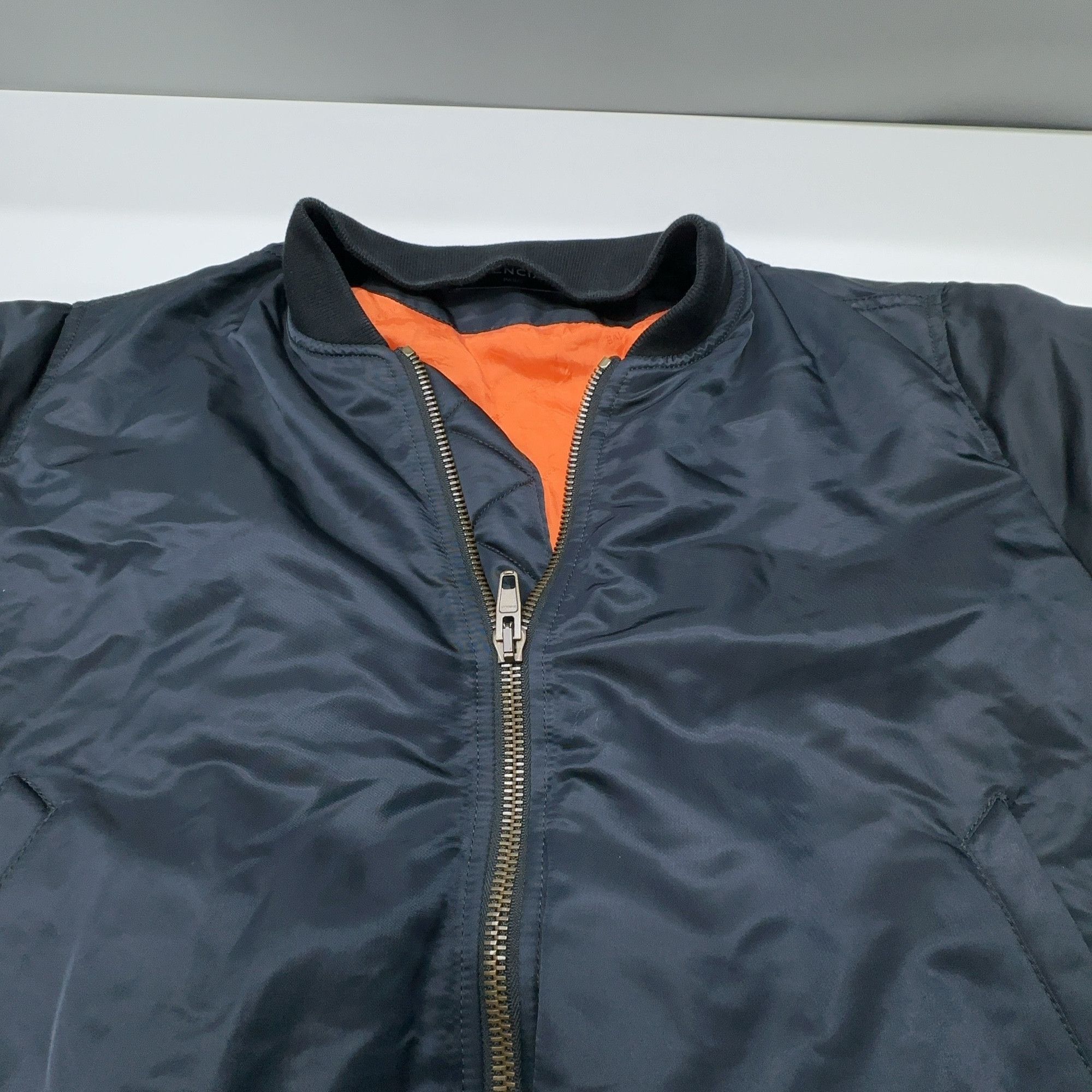Balenciaga Balenciaga Paris Back Logo Bomber Jacket Size S Size US S / EU 44-46 / 1 - 5 Thumbnail