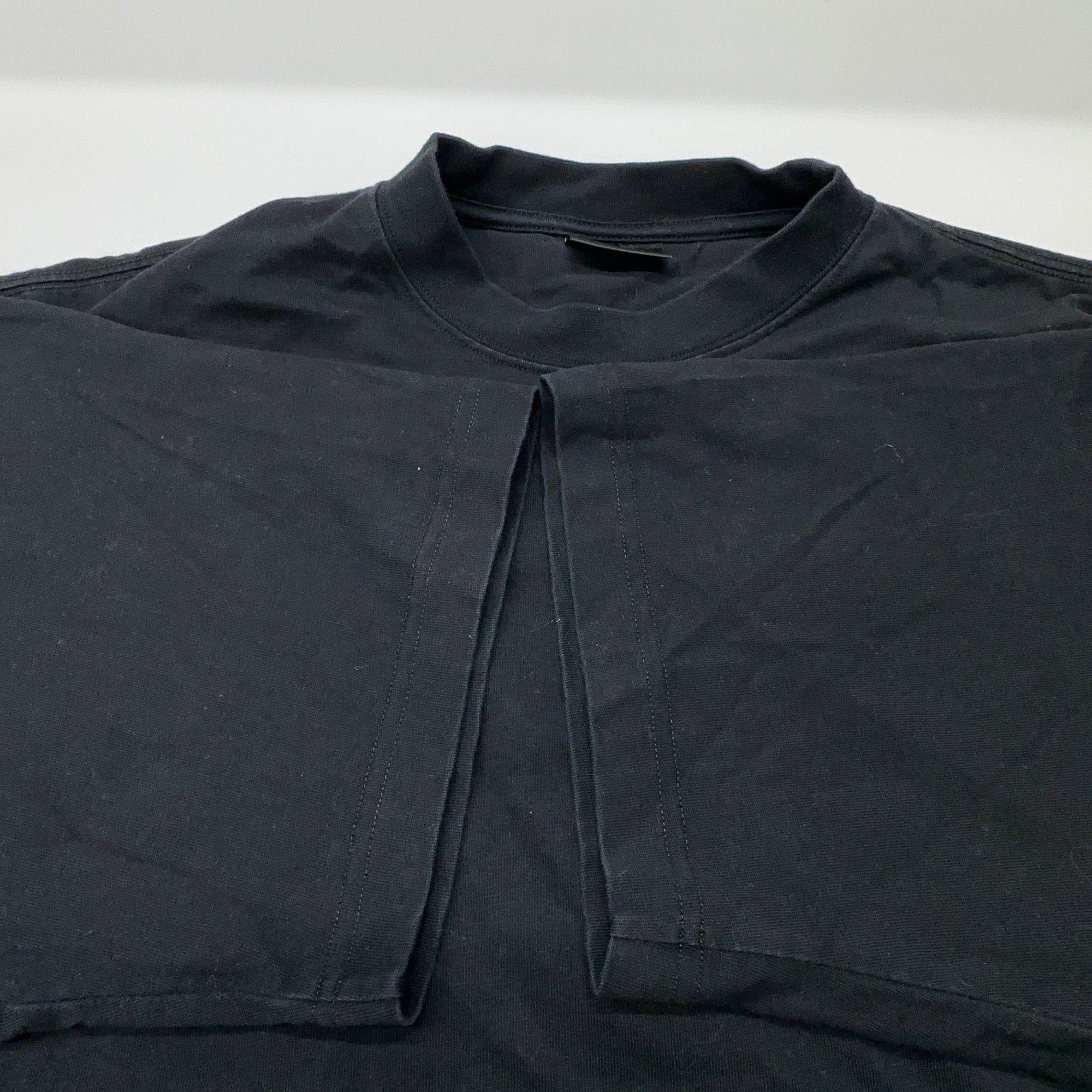 Balenciaga Balenciaga Wave Logo T-Shirt Size L Size US L / EU 52-54 / 3 - 11 Thumbnail