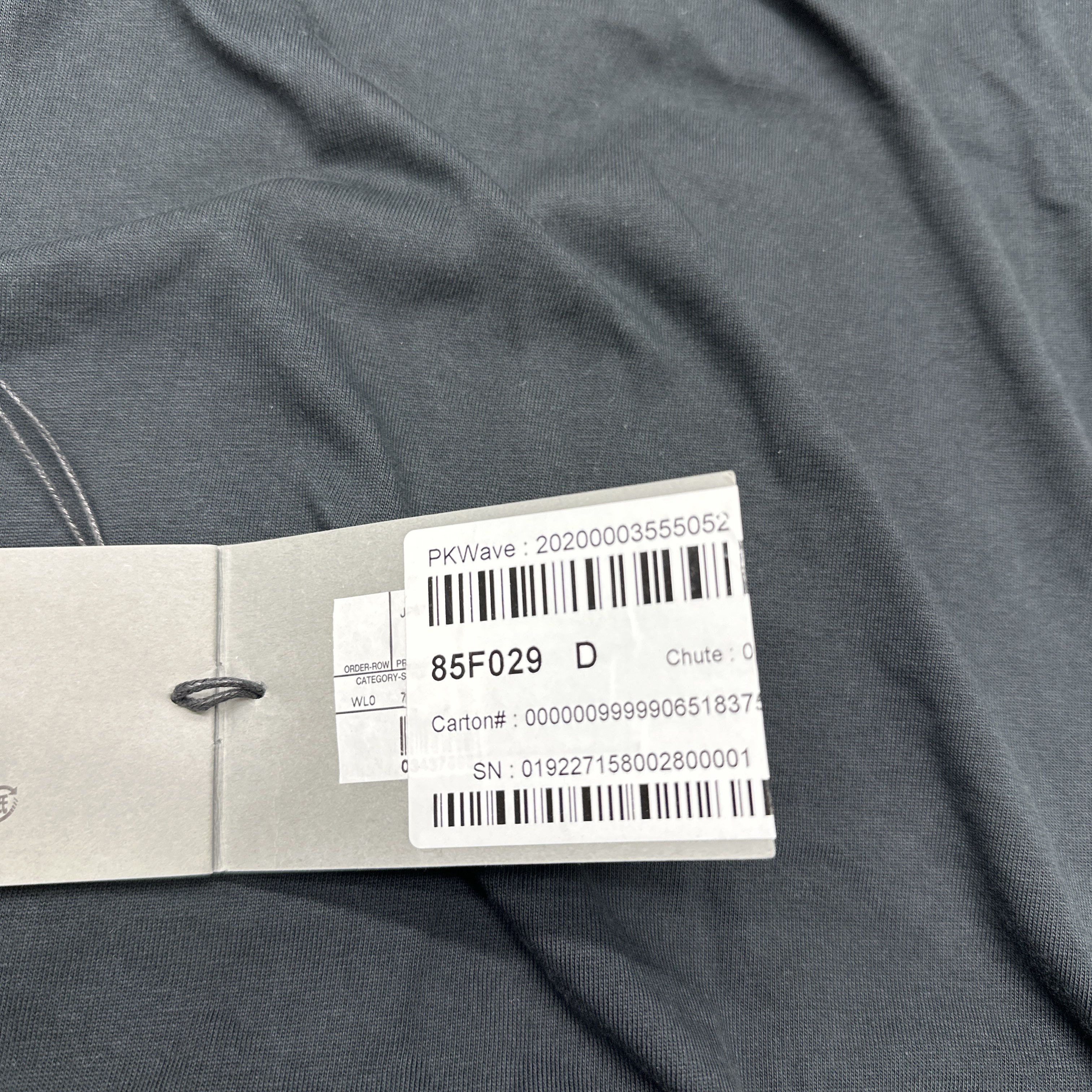 Balenciaga Balenciaga Distressed Logo T-Shirt Size S Size US S / EU 44-46 / 1 - 5 Thumbnail