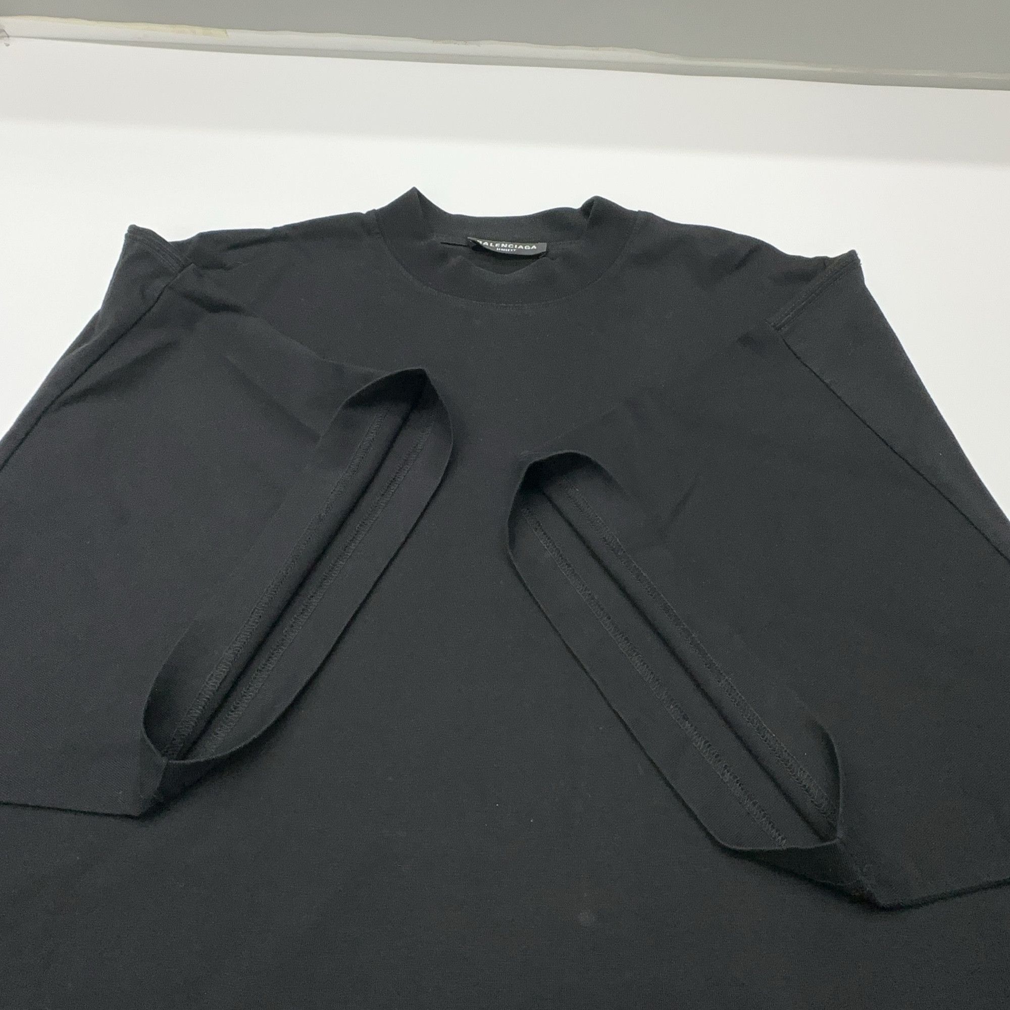 Balenciaga Balenciaga Unifit T-Shirt Size M Size US M / EU 48-50 / 2 - 13 Thumbnail