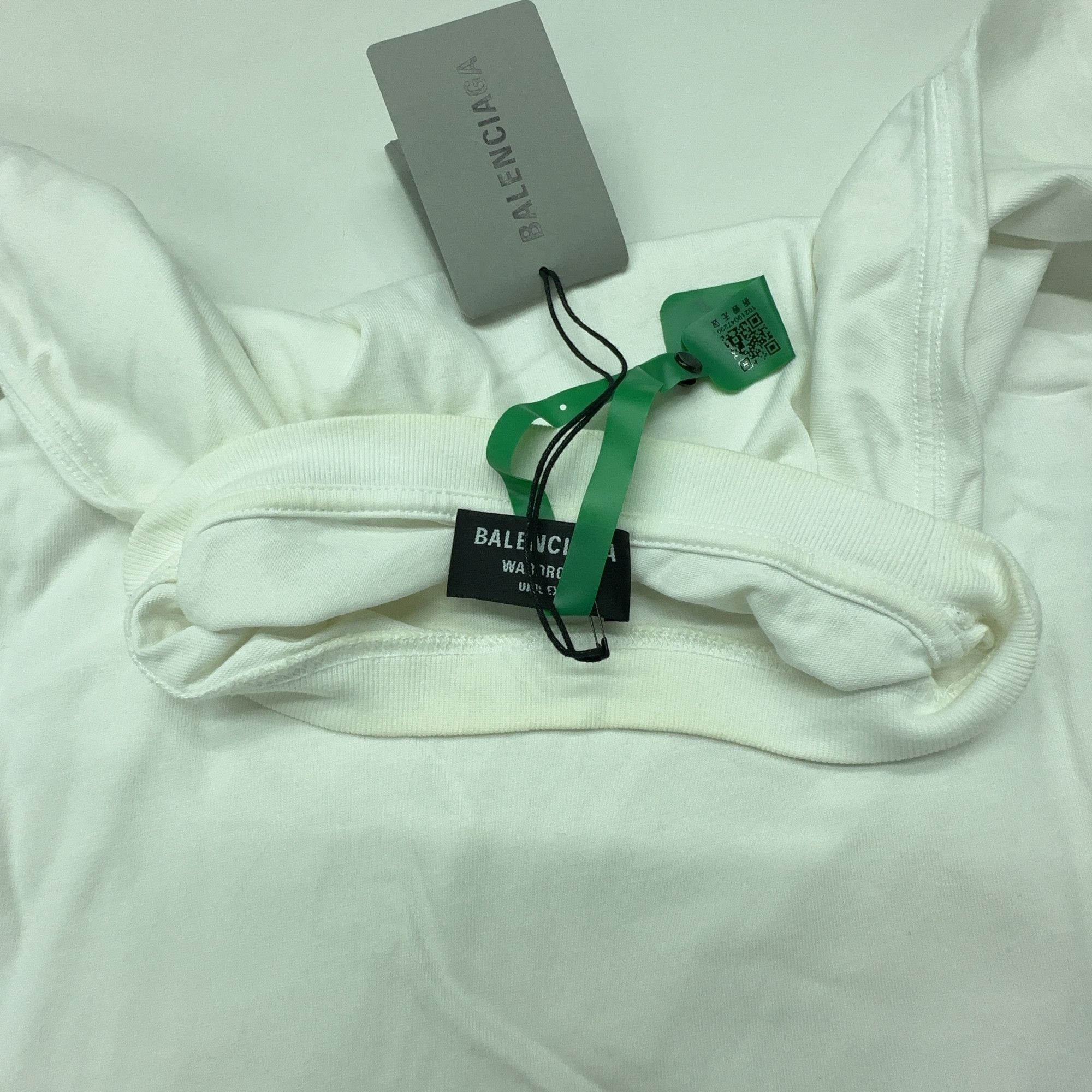 Balenciaga Balenciaga Pixel Logo T-Shirt White Size M Size US M / EU 48-50 / 2 - 6 Thumbnail