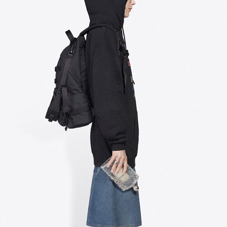 Balenciaga Balenciaga Multi-Language Logo Hoodie Size XL Size XL / US 12-14 / IT 48-50 - 20 Thumbnail
