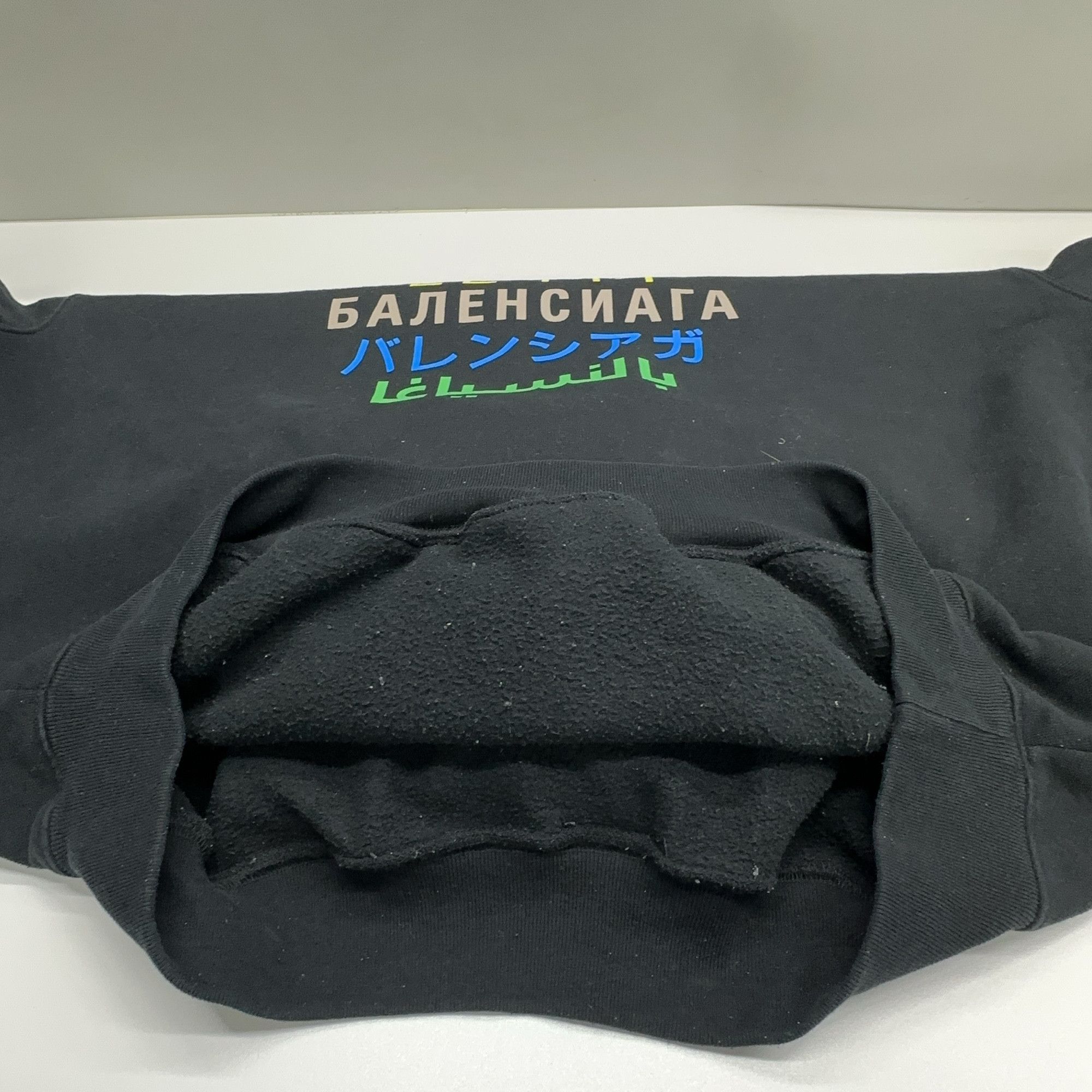 Balenciaga Balenciaga Multi-Language Logo Hoodie Size XL Size XL / US 12-14 / IT 48-50 - 12 Thumbnail