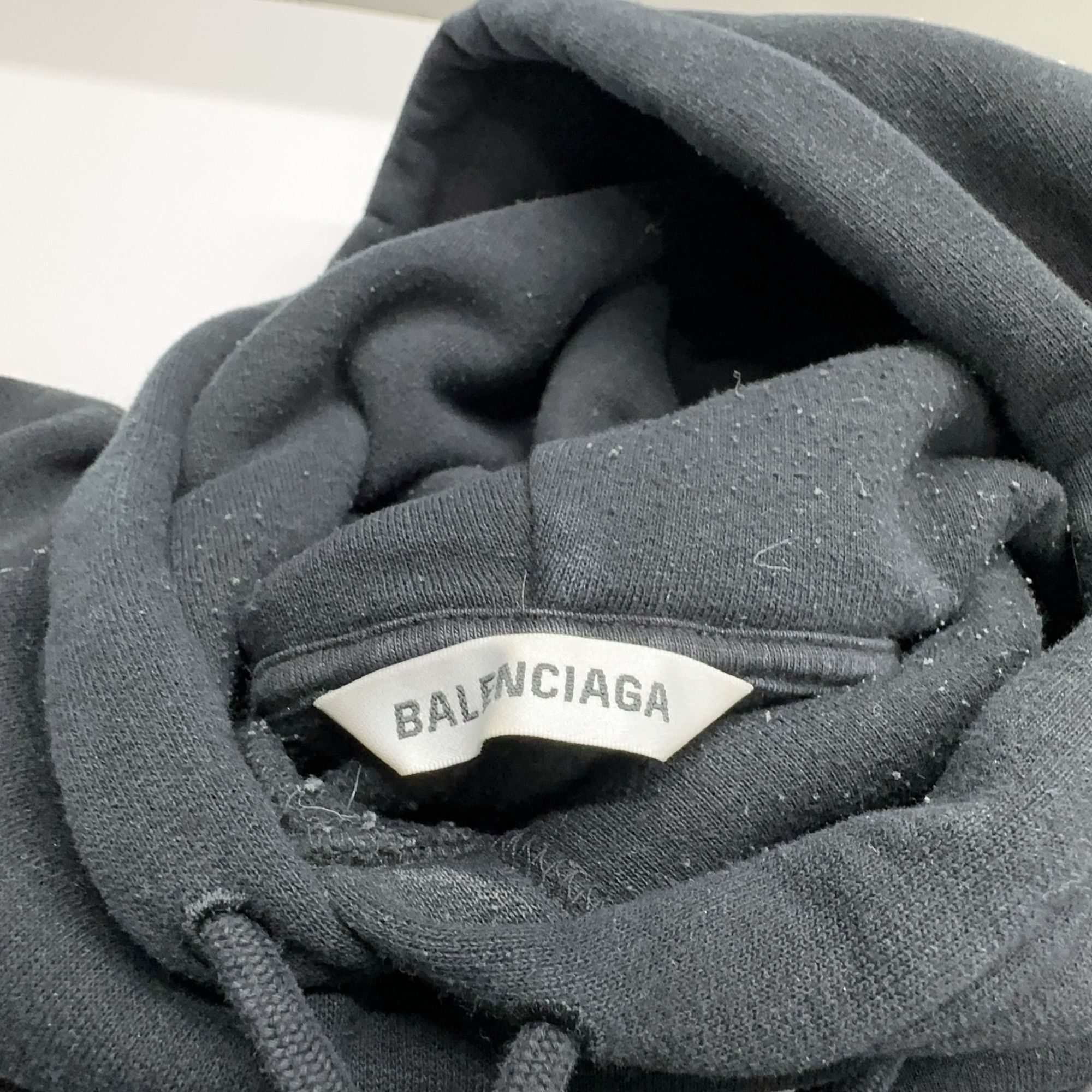 Balenciaga Balenciaga Multi-Language Logo Hoodie Size XL Size XL / US 12-14 / IT 48-50 - 5 Thumbnail