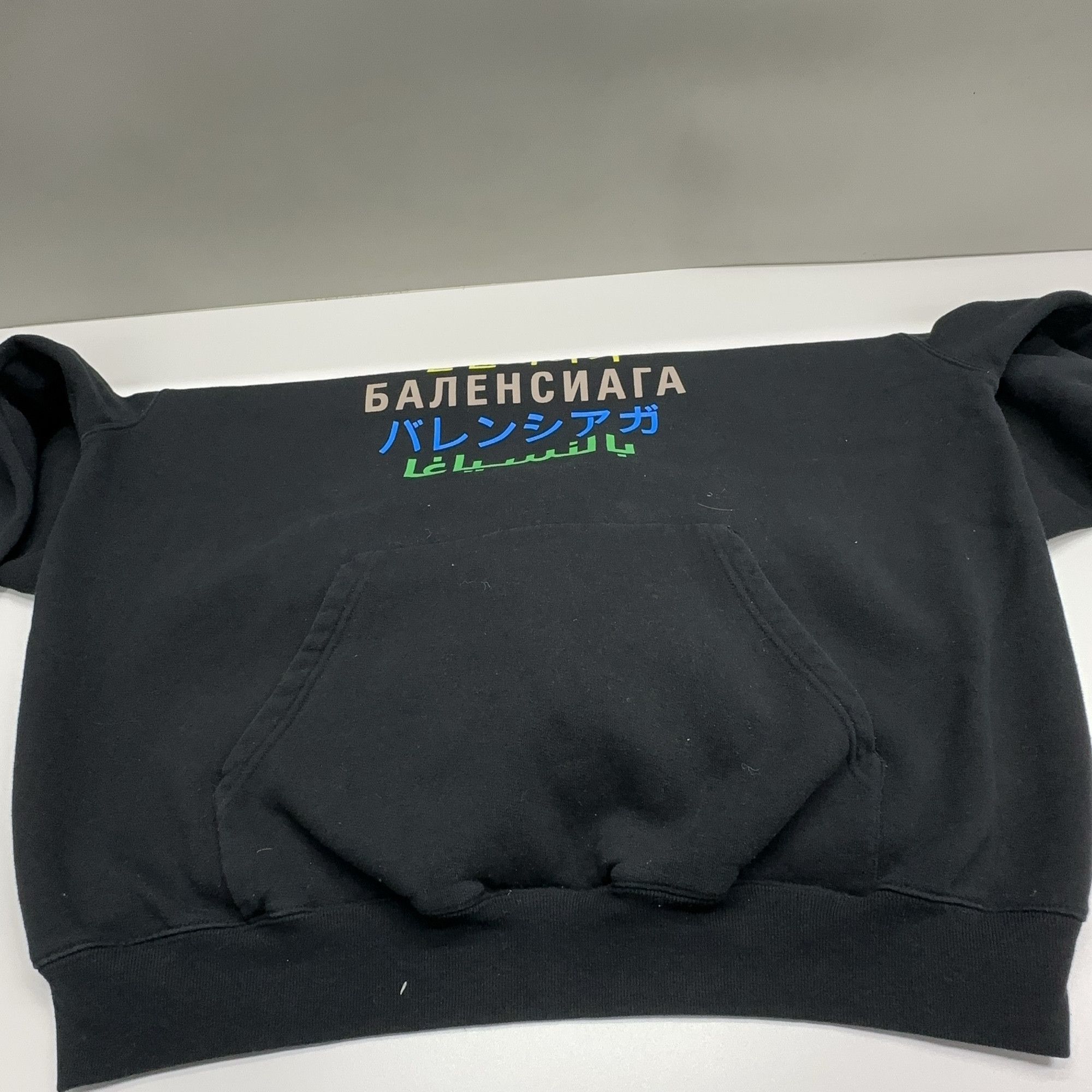Balenciaga Balenciaga Multi-Language Logo Hoodie Size XL Size XL / US 12-14 / IT 48-50 - 11 Thumbnail