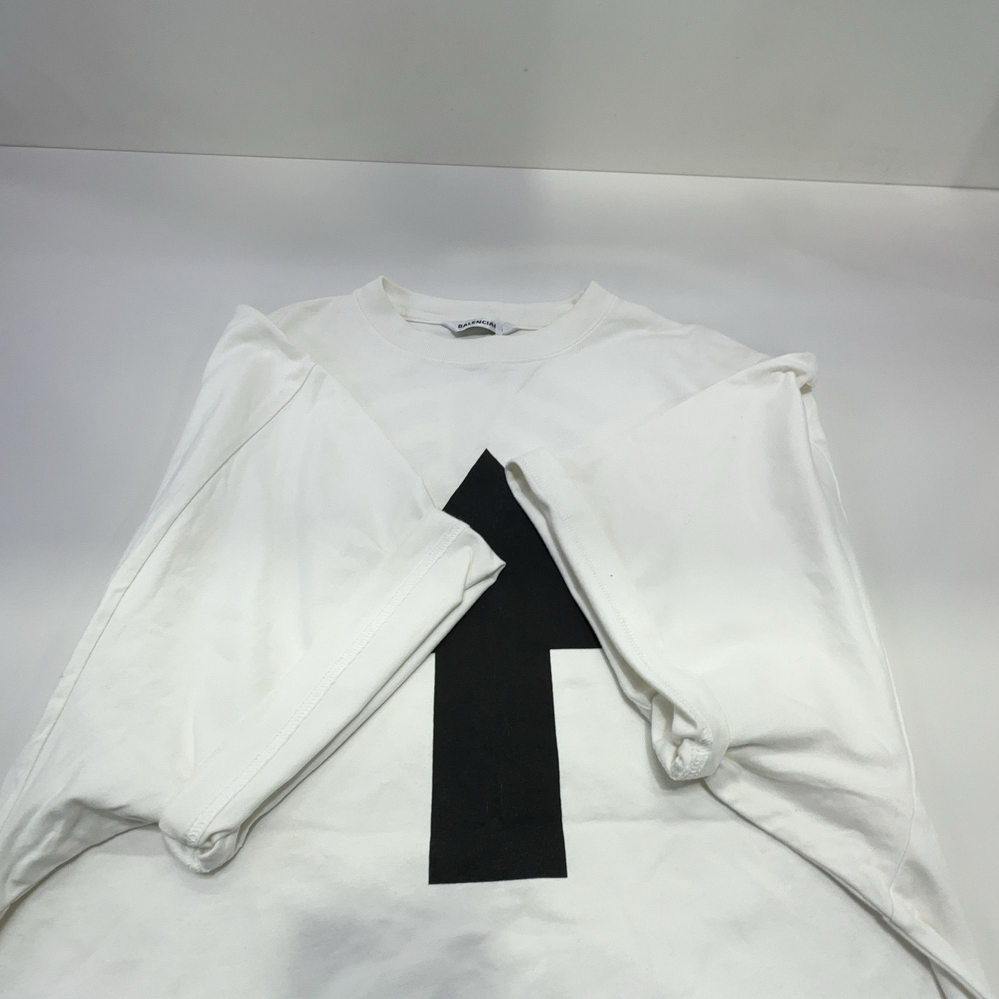 Balenciaga Balenciaga Arrow Print T-Shirt XS Size US XS / EU 42 / 0 - 11 Thumbnail