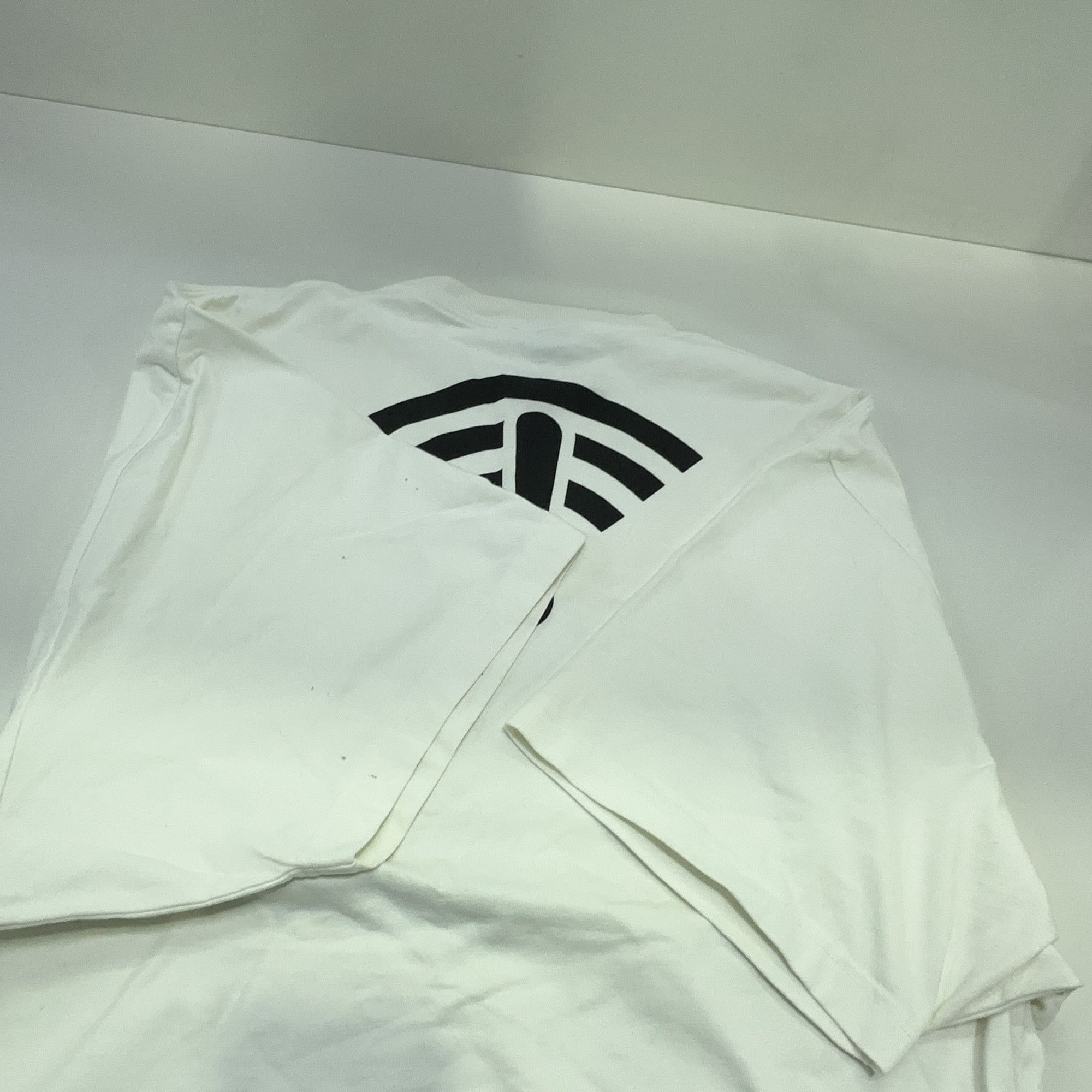 Balenciaga Balenciaga Arrow Print T-Shirt XS Size US XS / EU 42 / 0 - 10 Thumbnail
